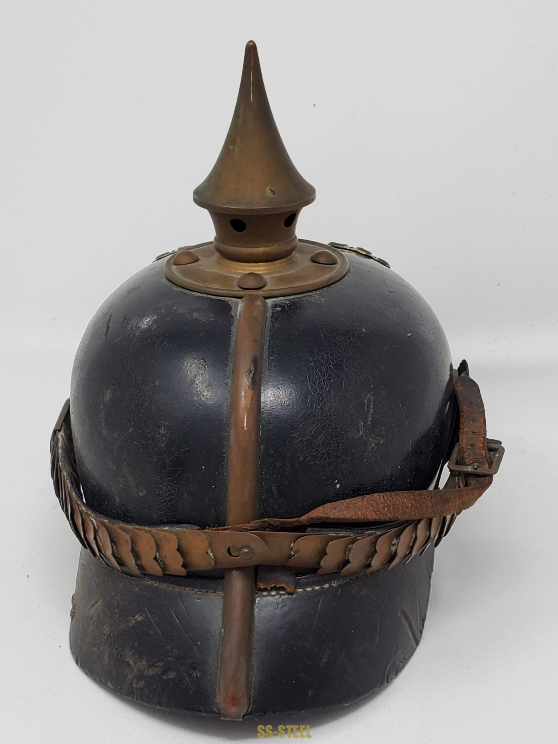Imperial German Pikelhaube - Image 6