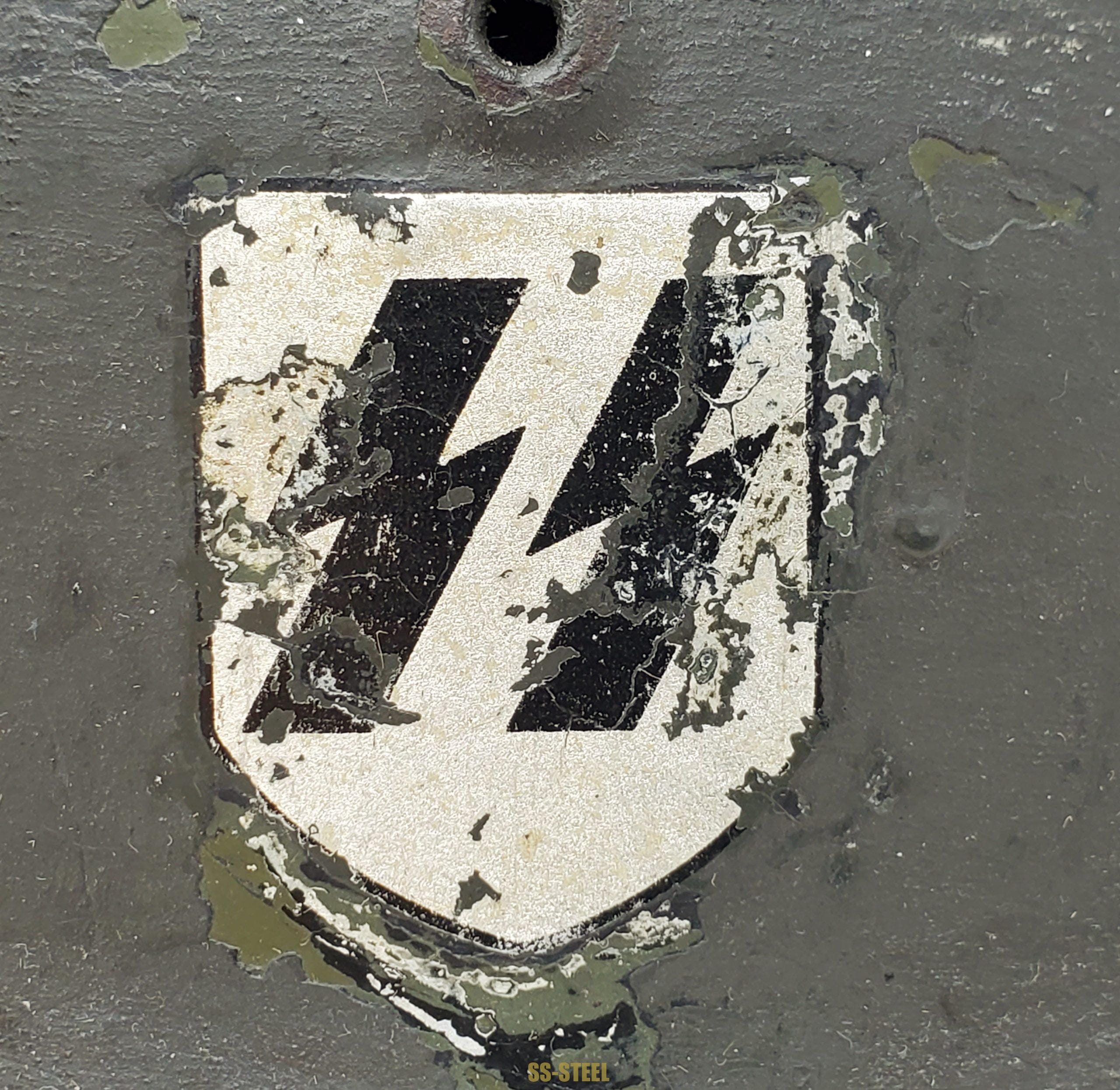 Stunning, Service Used SS-VT / Waffen-SS M35 Helmet - Image 2