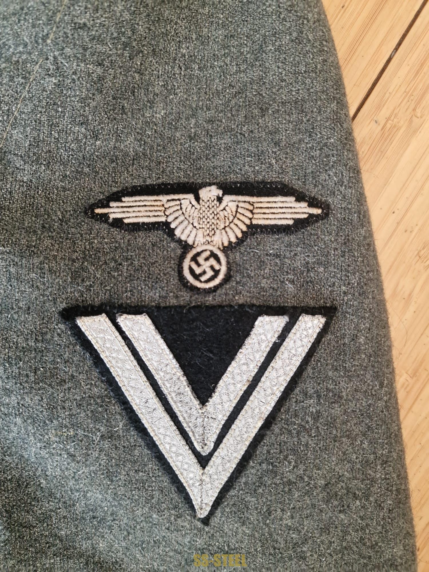 (o.a.)Outstanding, Service Used Estonian SS Volunteer Tunic - Image 11