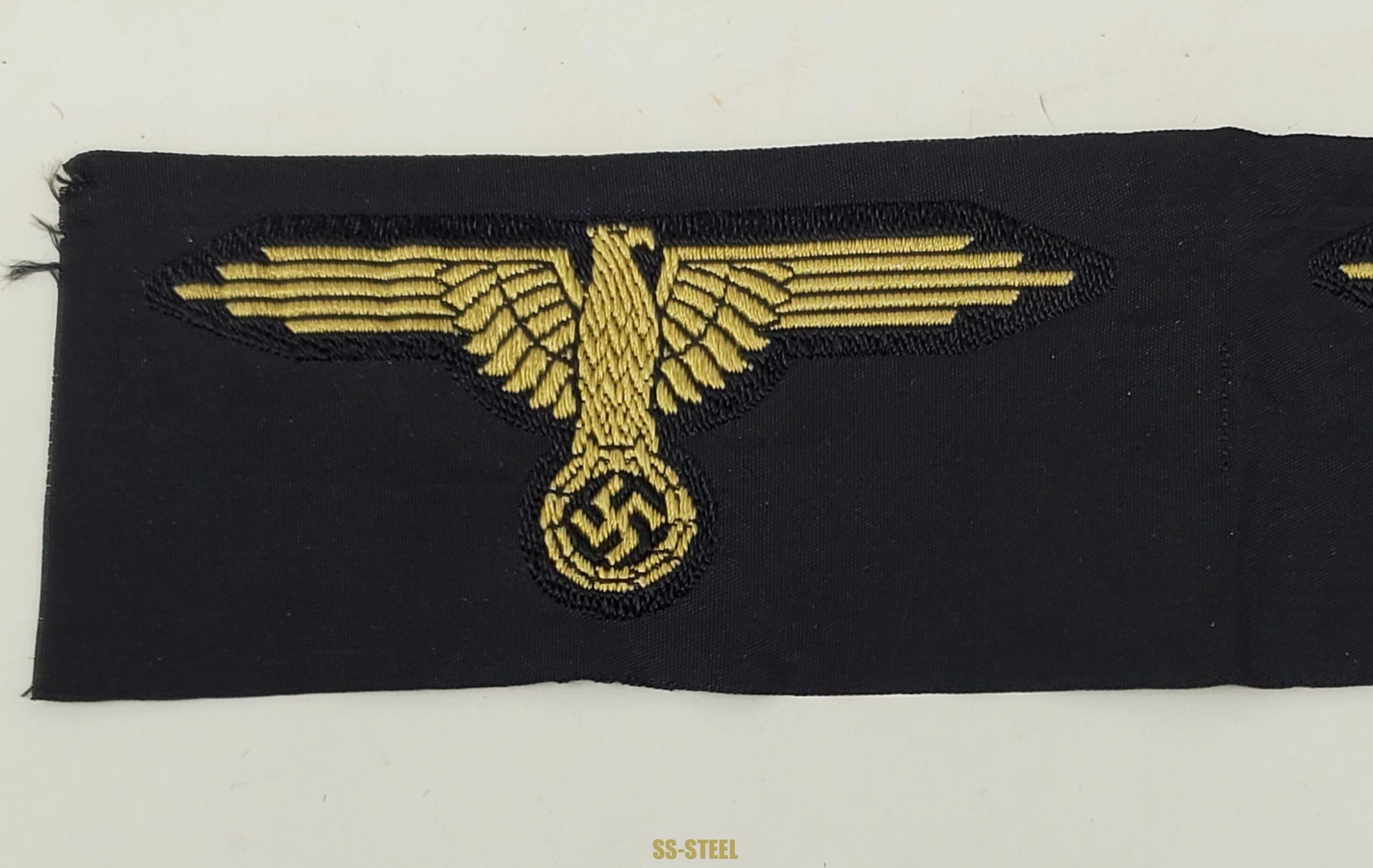 Mint Pair of Tropical SS Sleeve Eagles, Tagged - Image 3