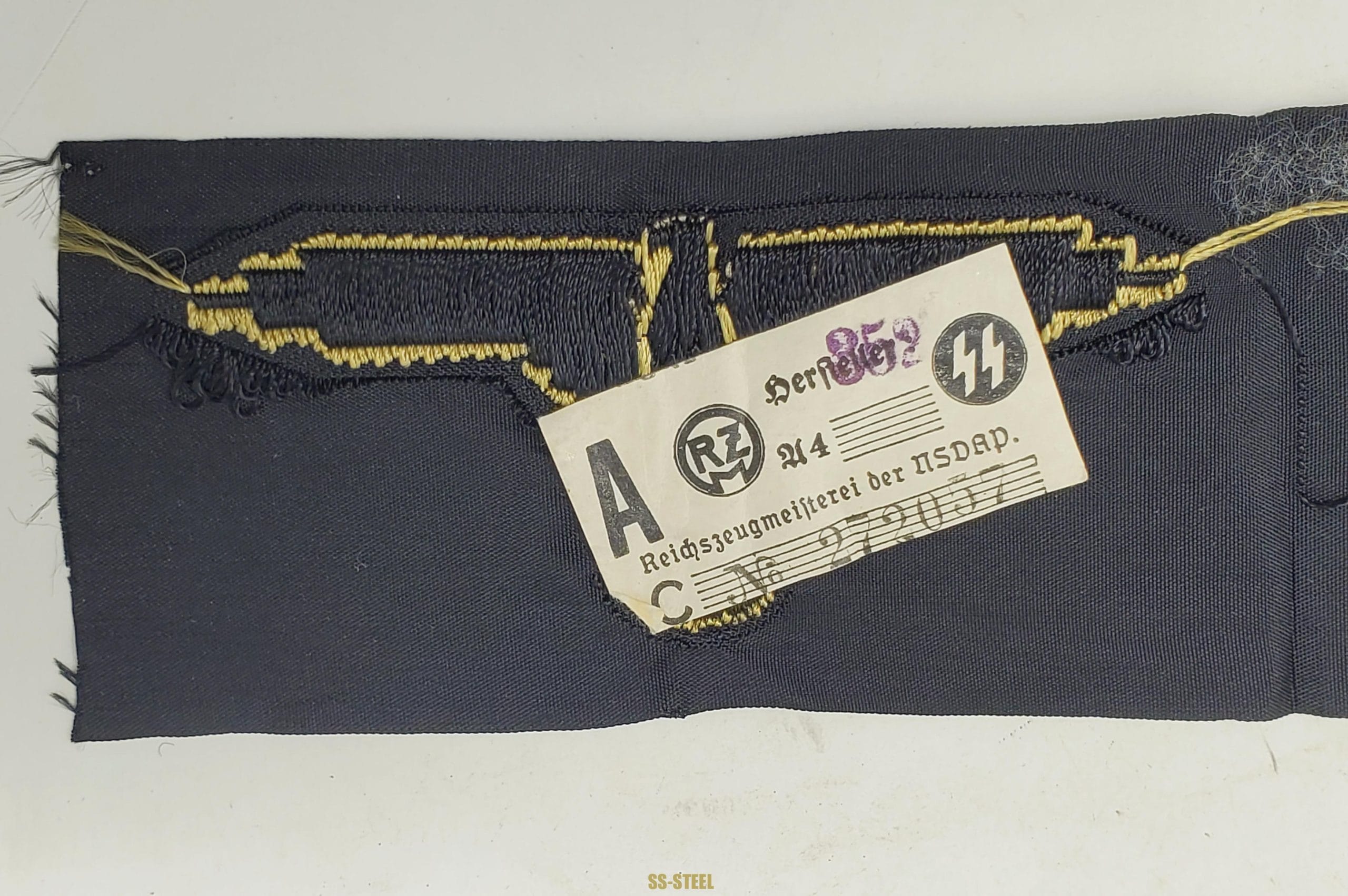 Mint Pair of Tropical SS Sleeve Eagles, Tagged - Image 6