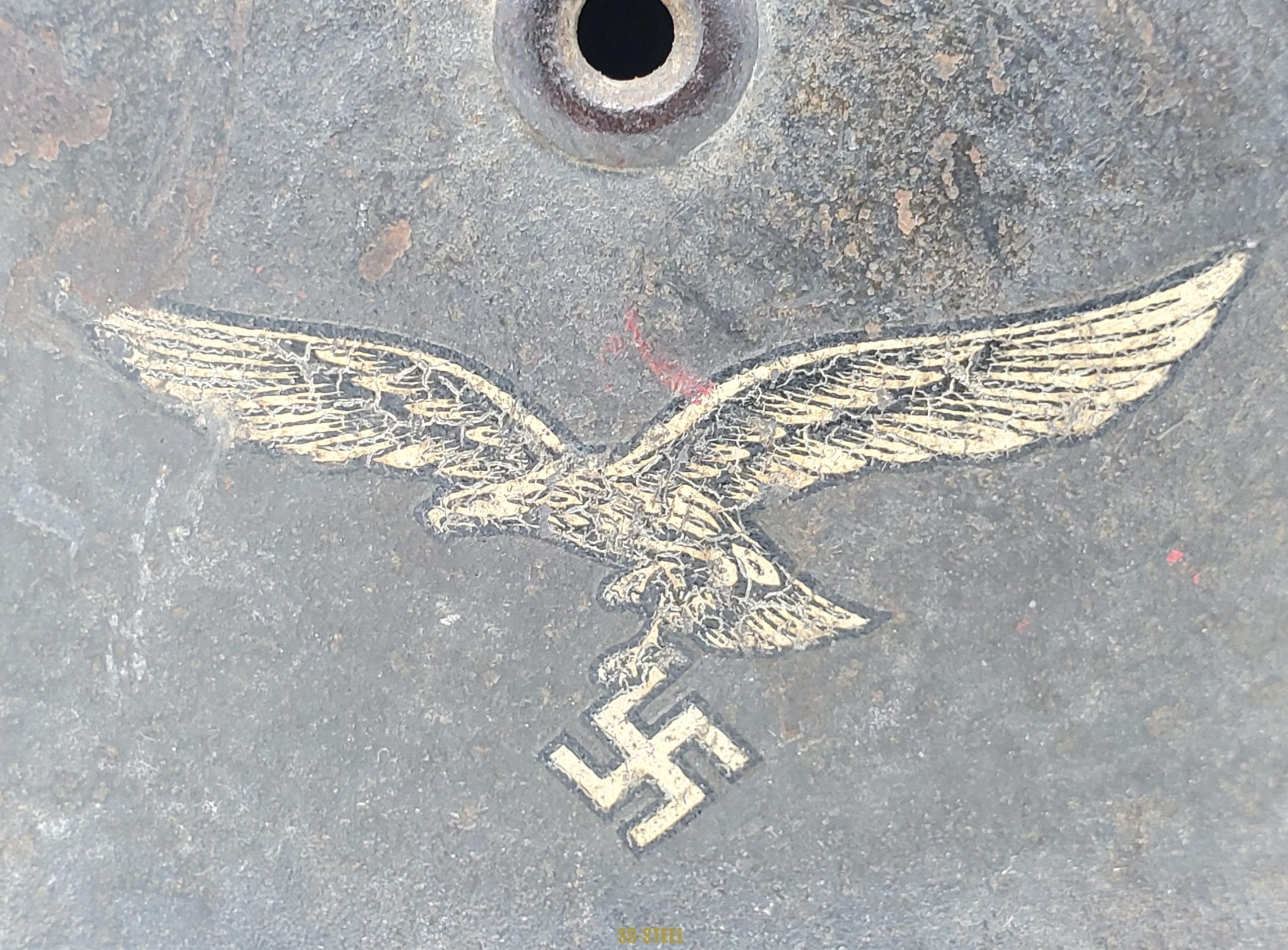 M40 Luftwaffe/RAD-Inscribed Helmet - Image 9