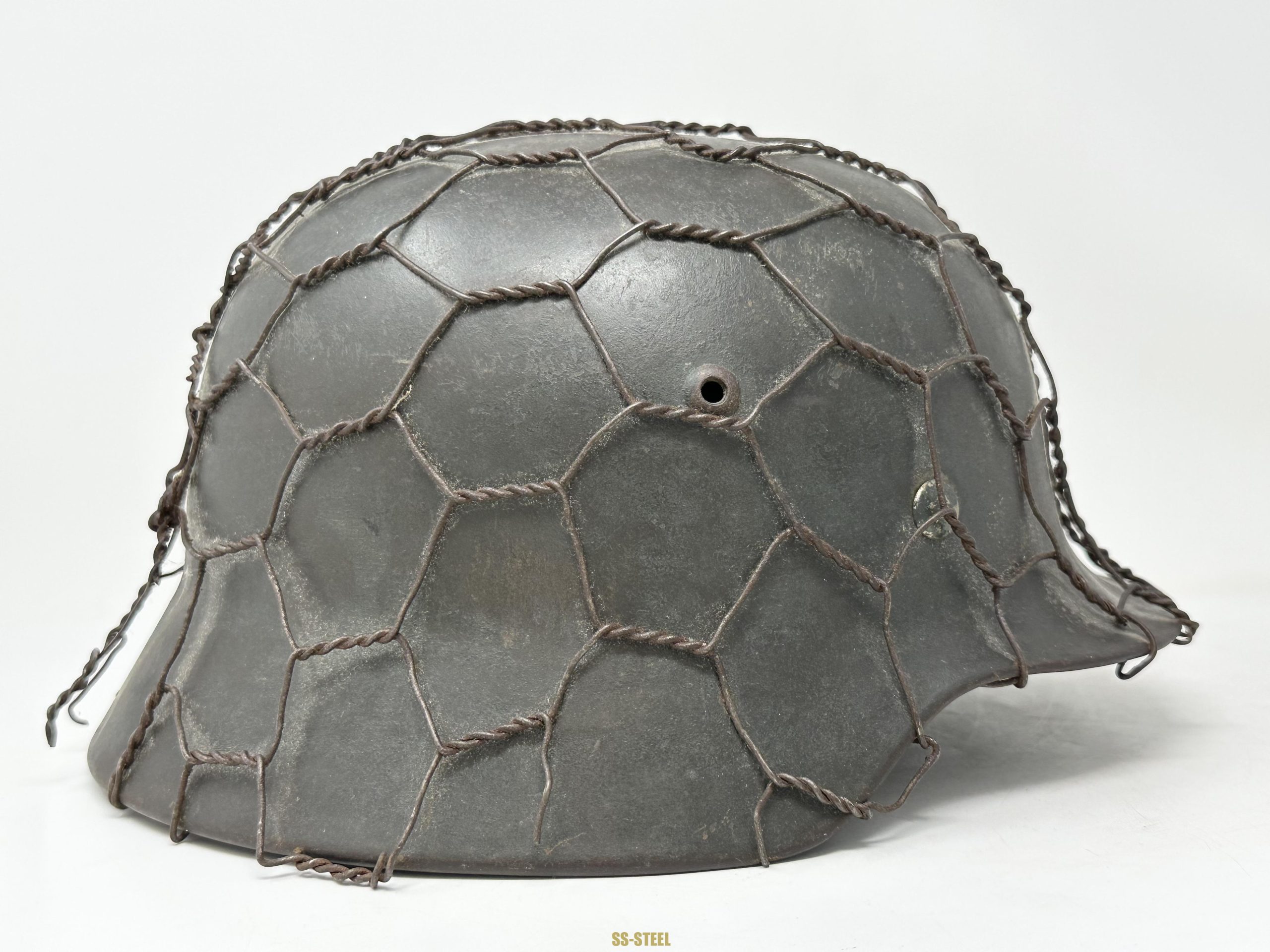 M35 Chickenwire Helmet ET64 - Image 5