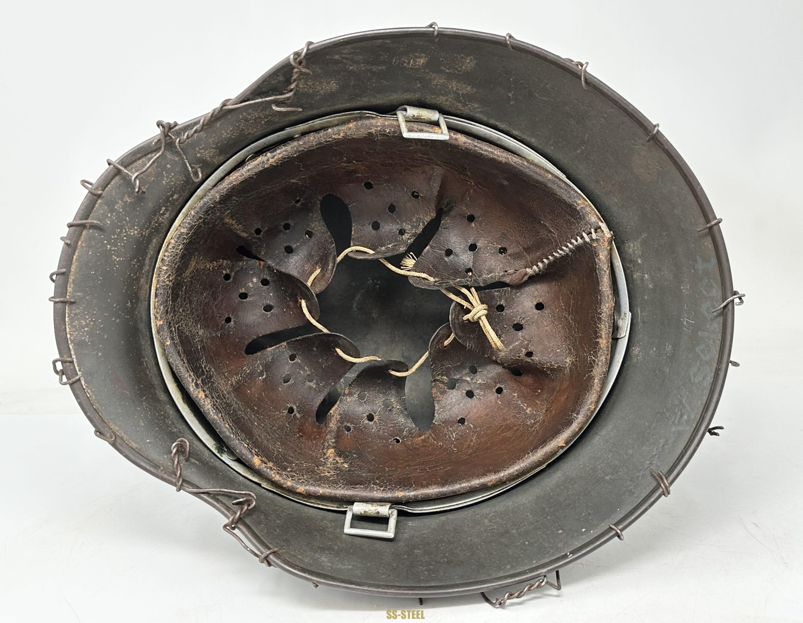 M35 Chickenwire Helmet ET64 - Image 8