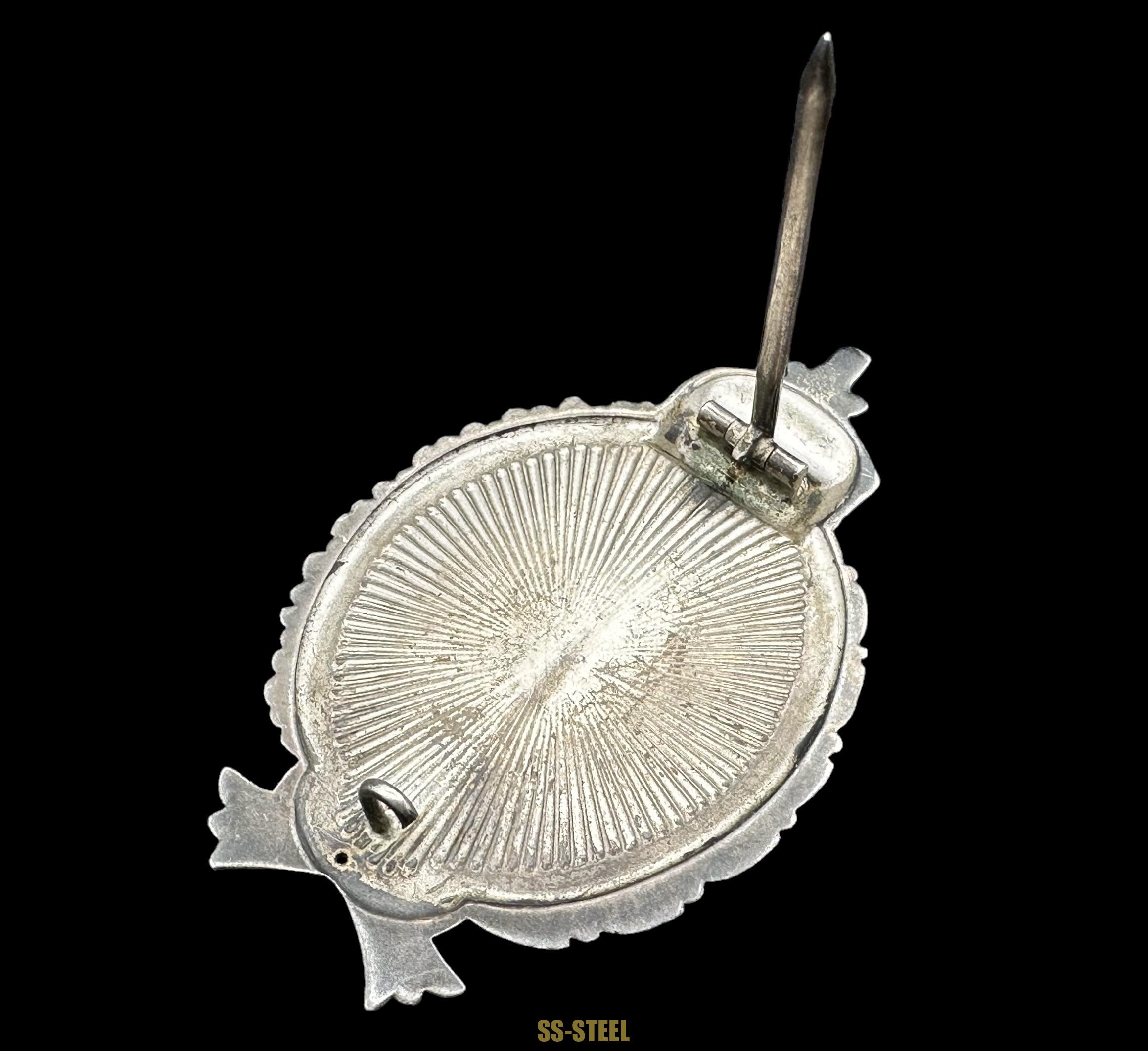 Imperial German (Prussian) Pilot's Badge and Medal Bar - Image 16