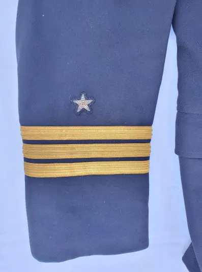 Kriegsmarine Korvettenkapitän Tunic - Image 6