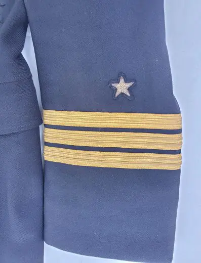 Kriegsmarine Korvettenkapitän Tunic - Image 7