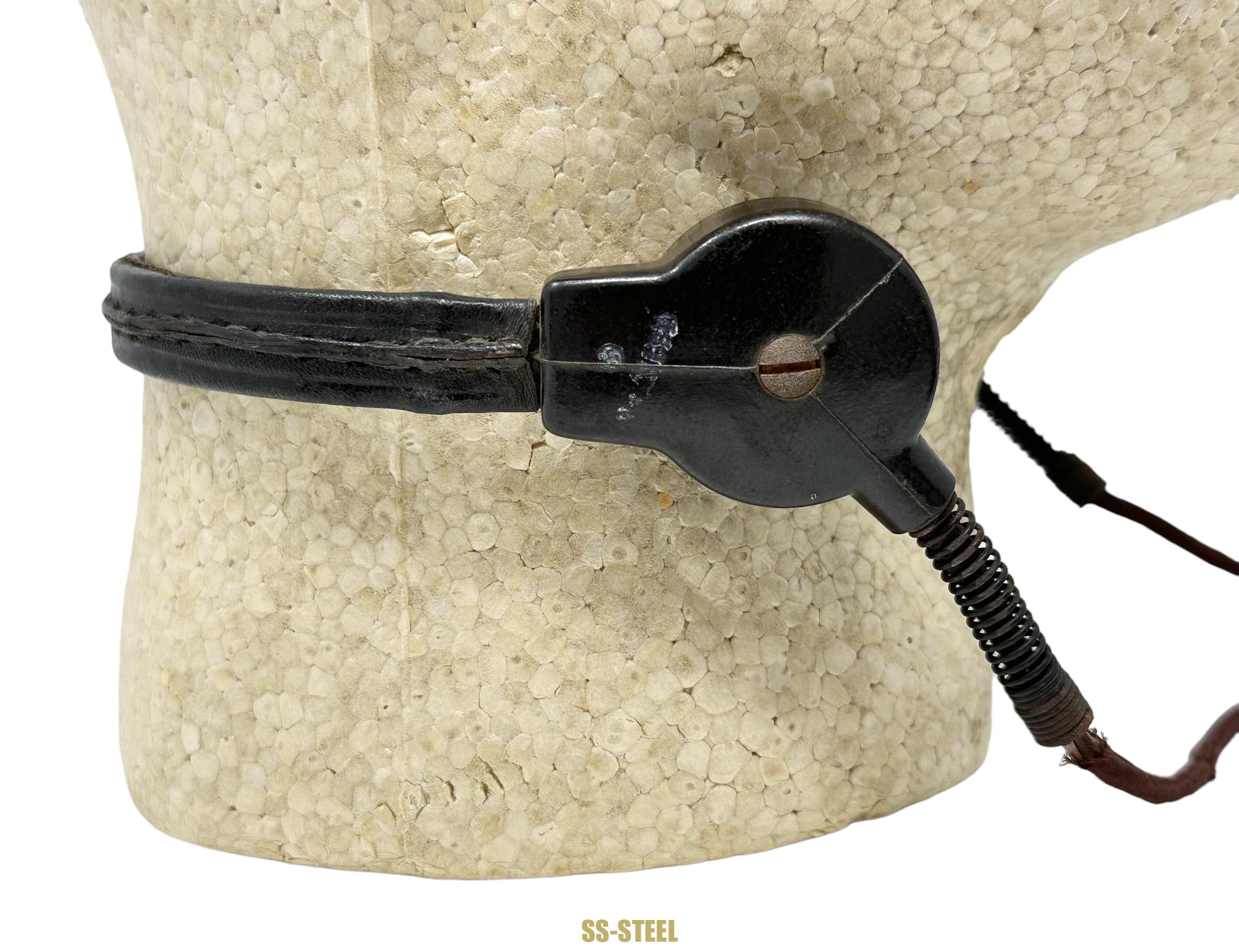 (d.d.)Panzer Headset and Throat Microphone - Image 10