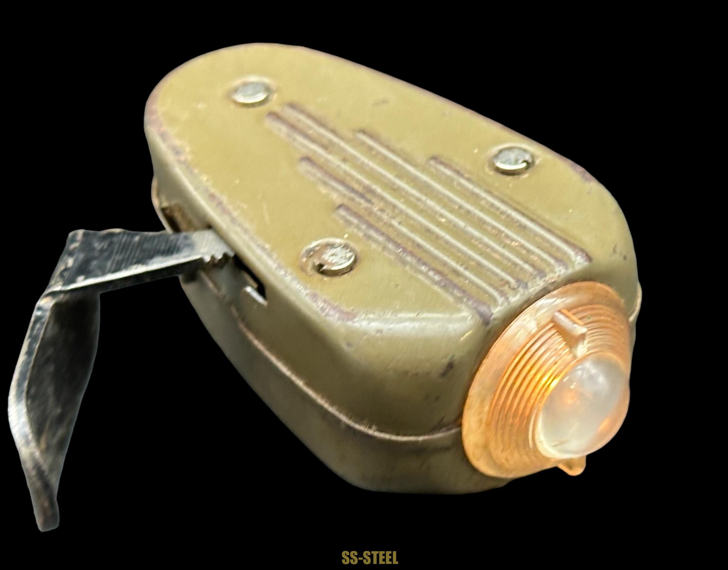 Wermachteigentum Self Generate Flashlight - Image 9