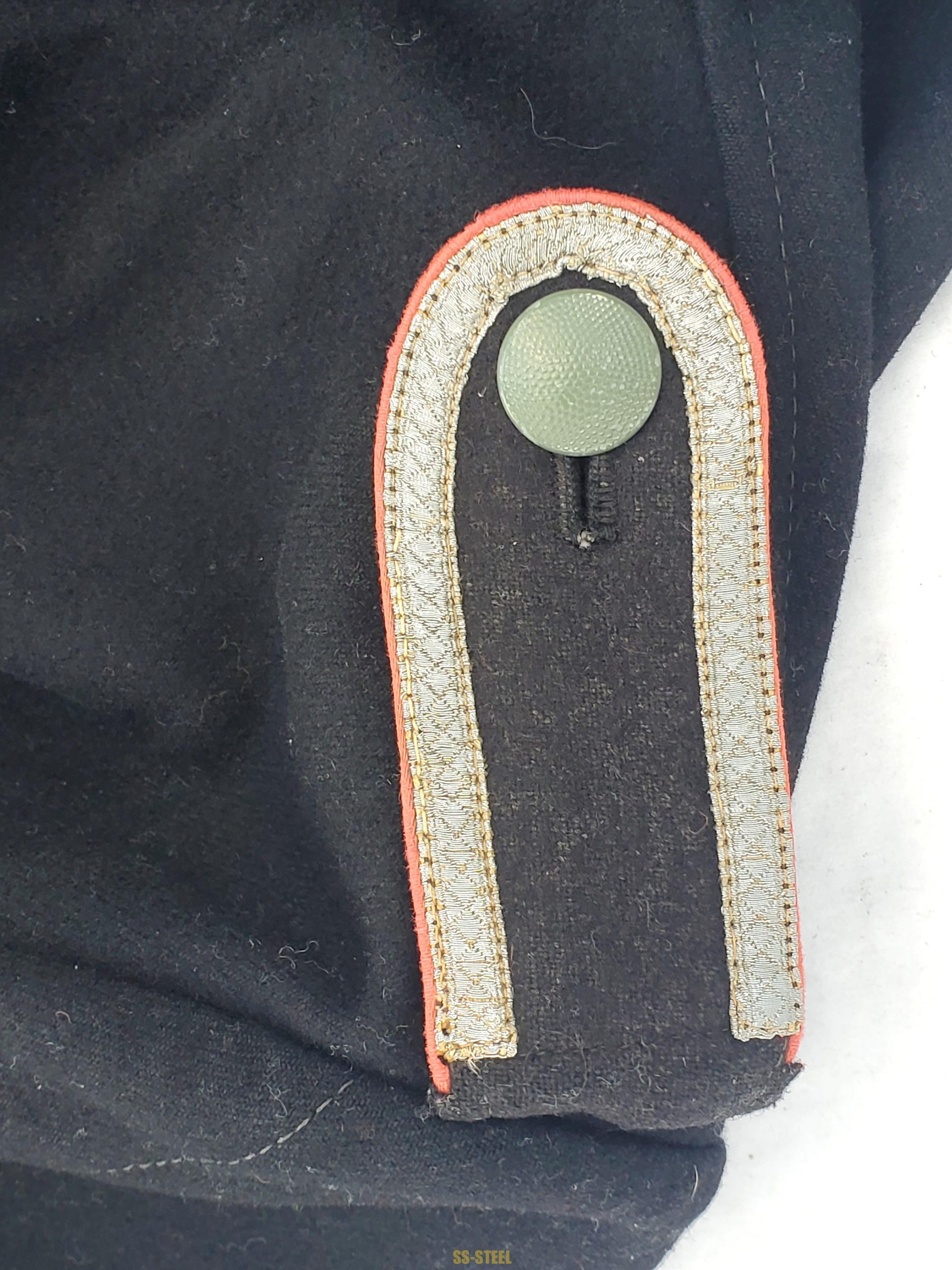 Outstanding SS Panzer NCO Wrapper - Image 19