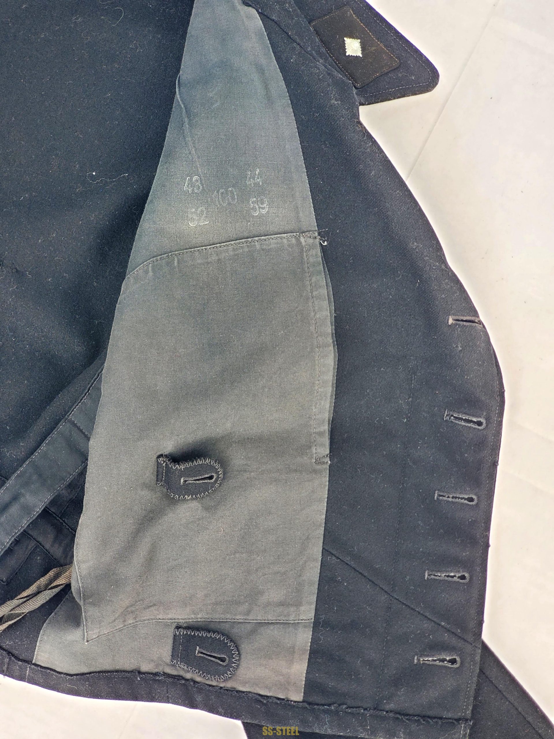 Outstanding SS Panzer NCO Wrapper - Image 18