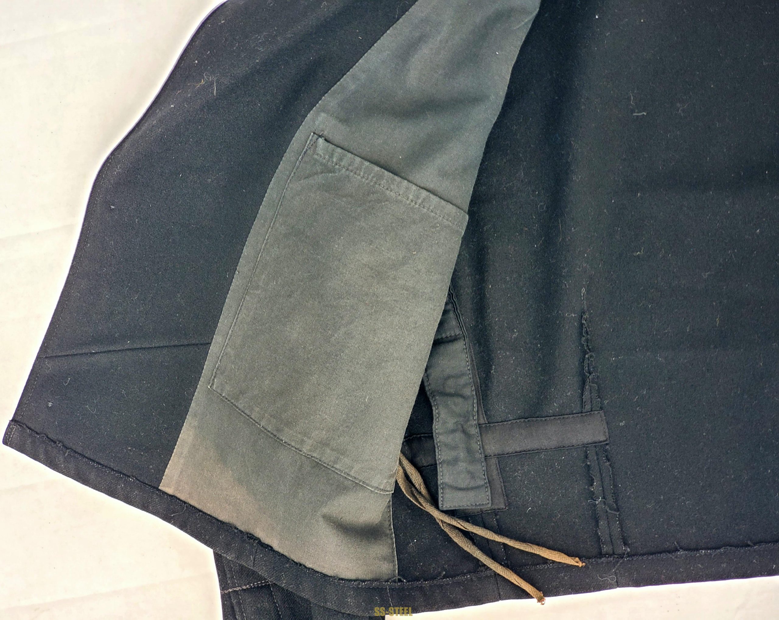 Outstanding SS Panzer NCO Wrapper - Image 14