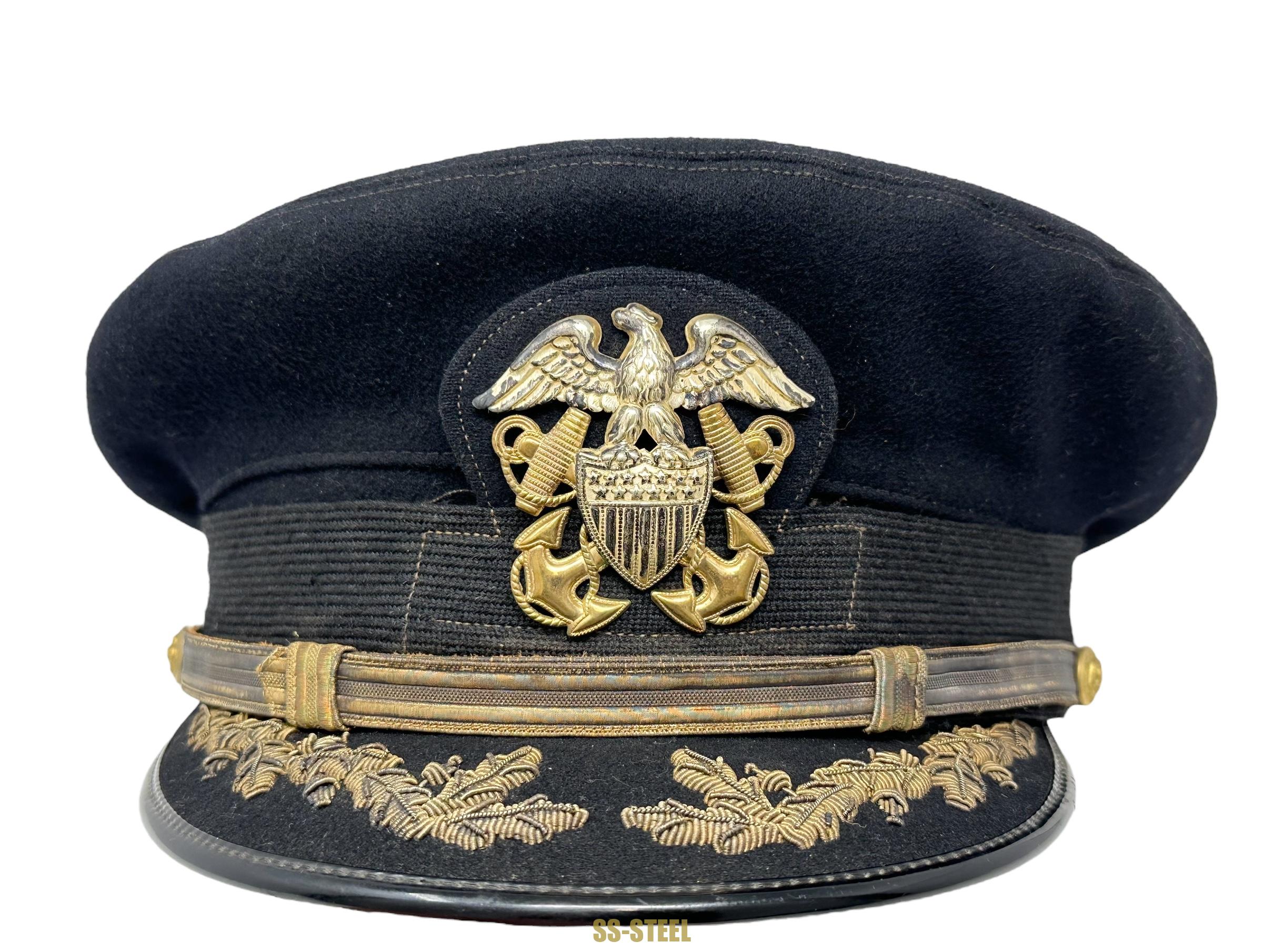 US Navy Captain Submarine Commander Named Visor