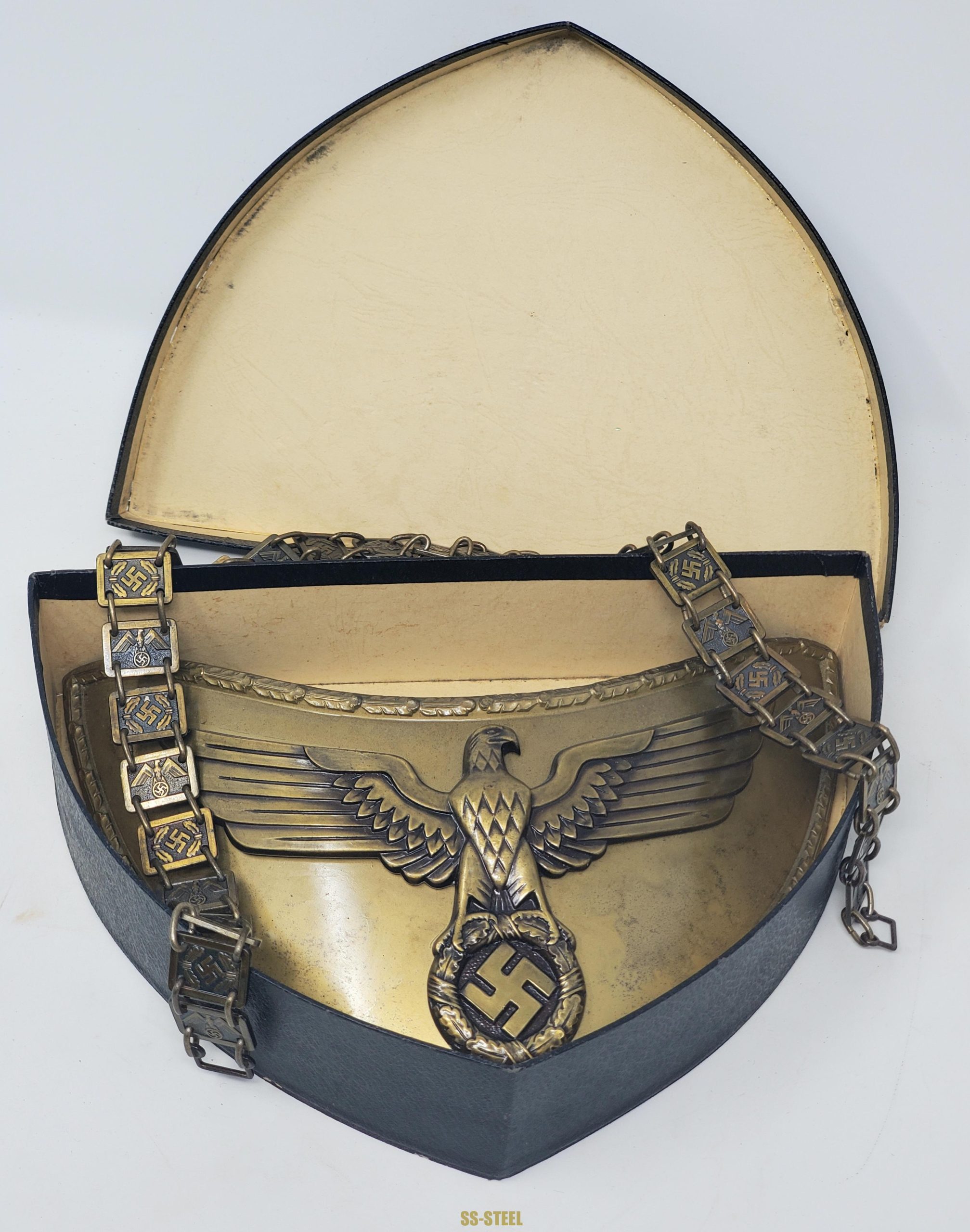 Mint, Boxed, NSDAP Standard Bearer’s Gorget