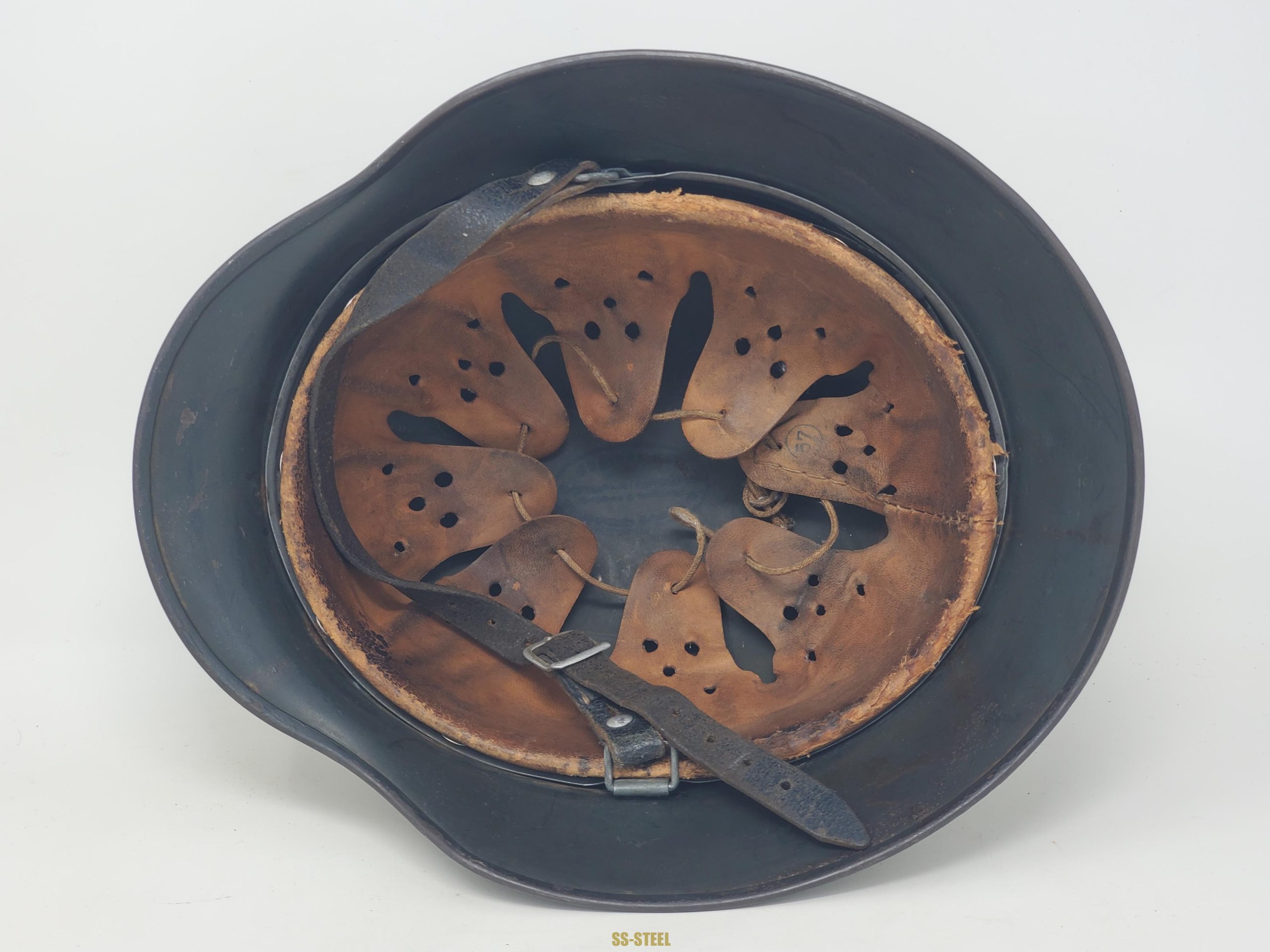 Heer Officer's M40 Helmet, NS64 - Image 7