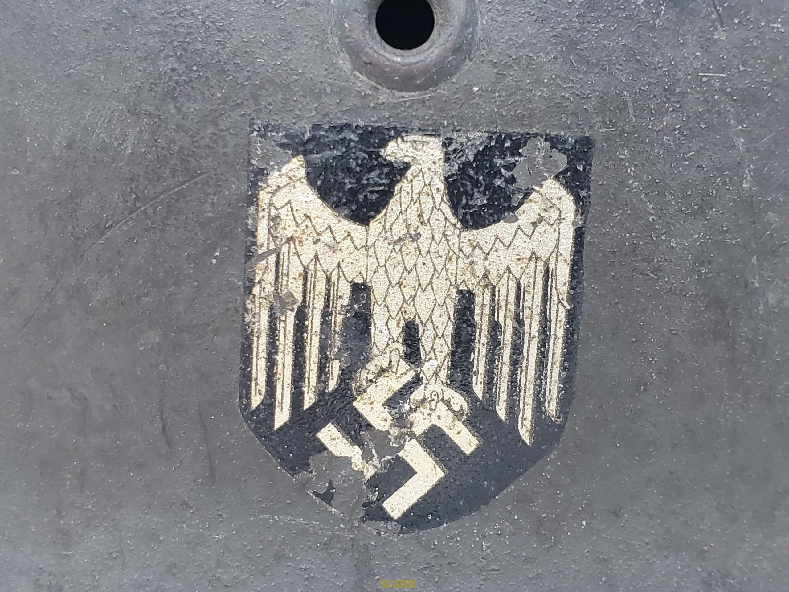 Heer Officer's M40 Helmet, NS64 - Image 11