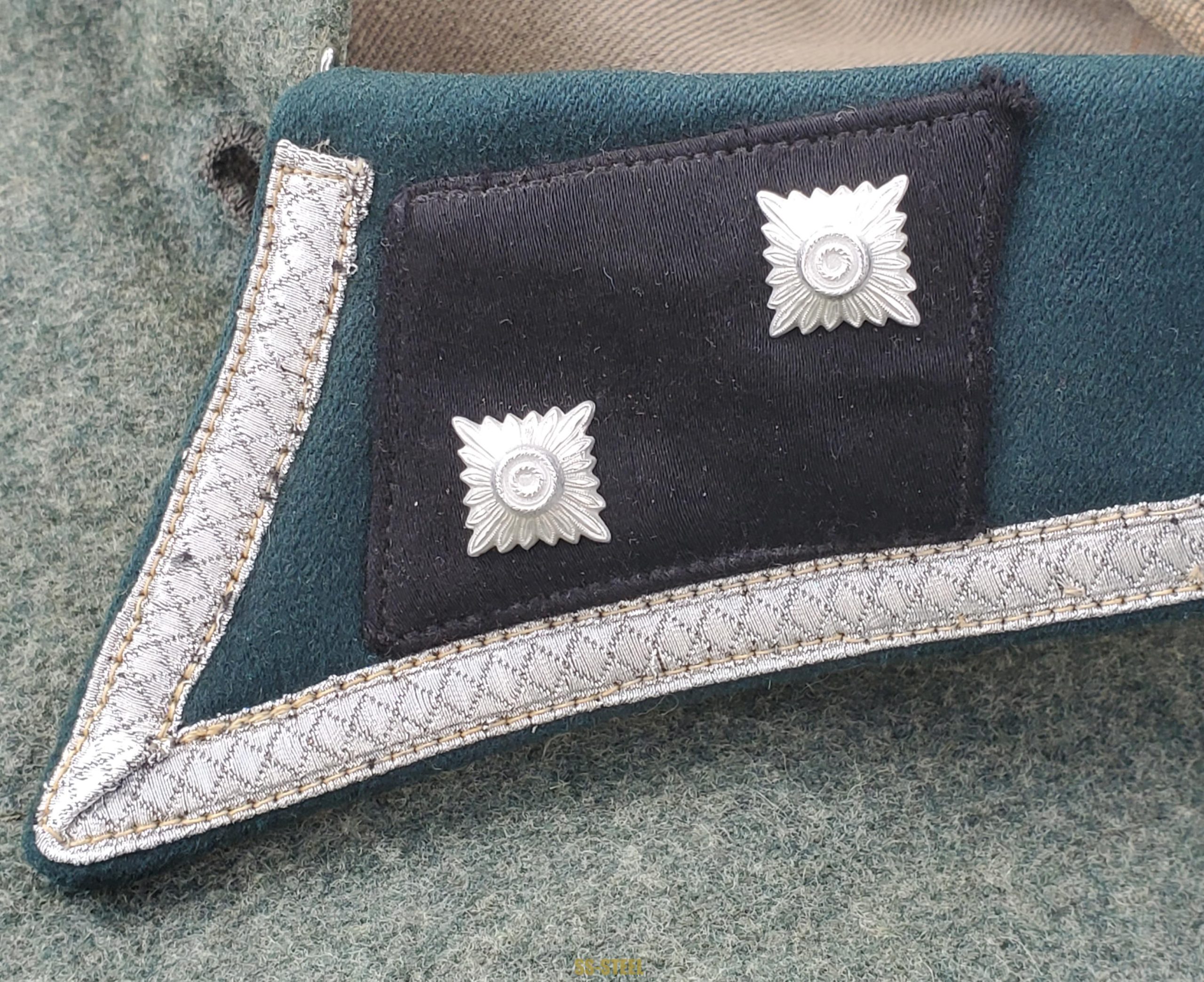 Fine Waffen-SS Tunic, Oberscharführer of Reconnaissance - Image 7