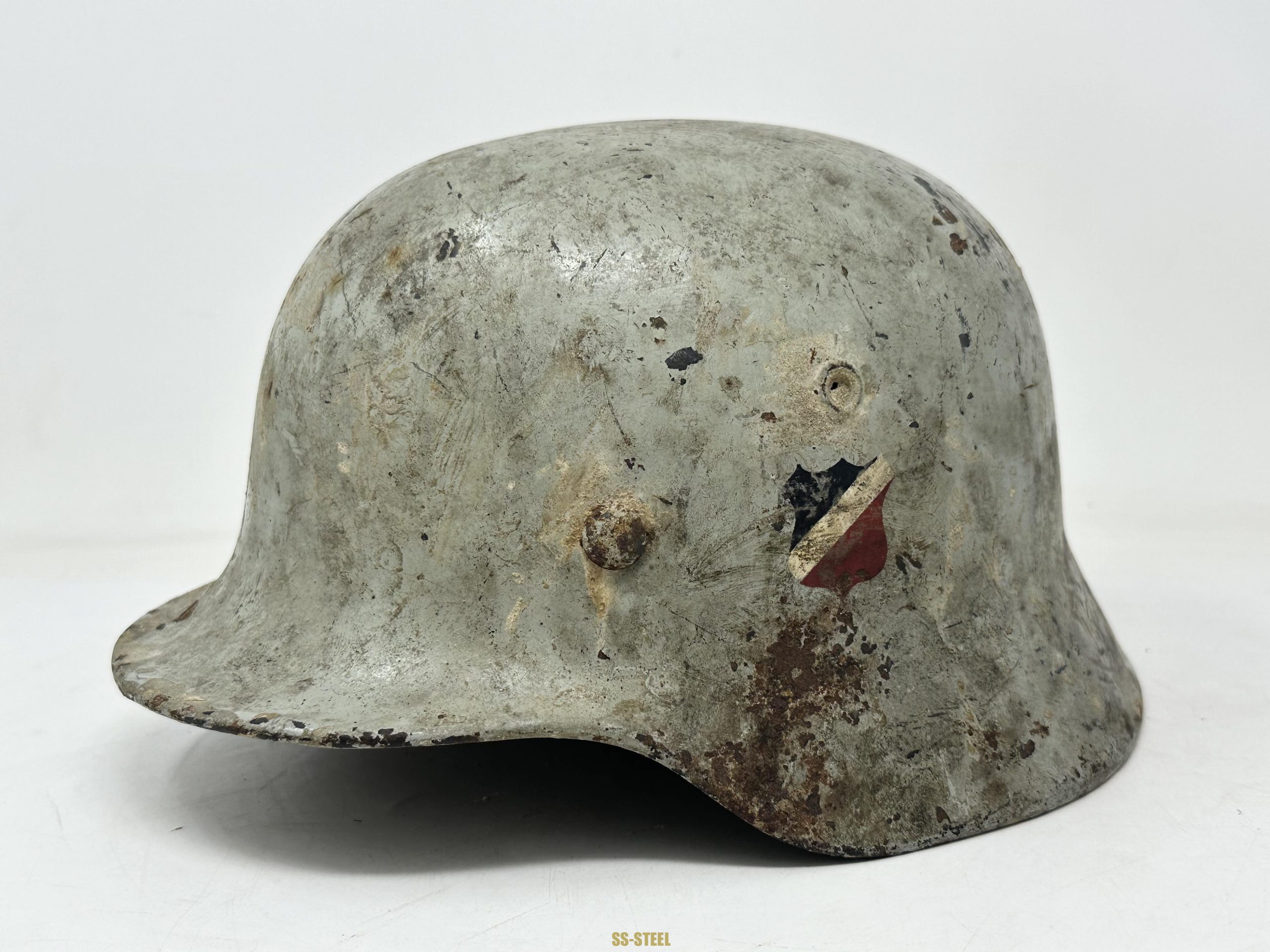 Veteran Art? or Factory / Auxiliary Helmet - Image 4