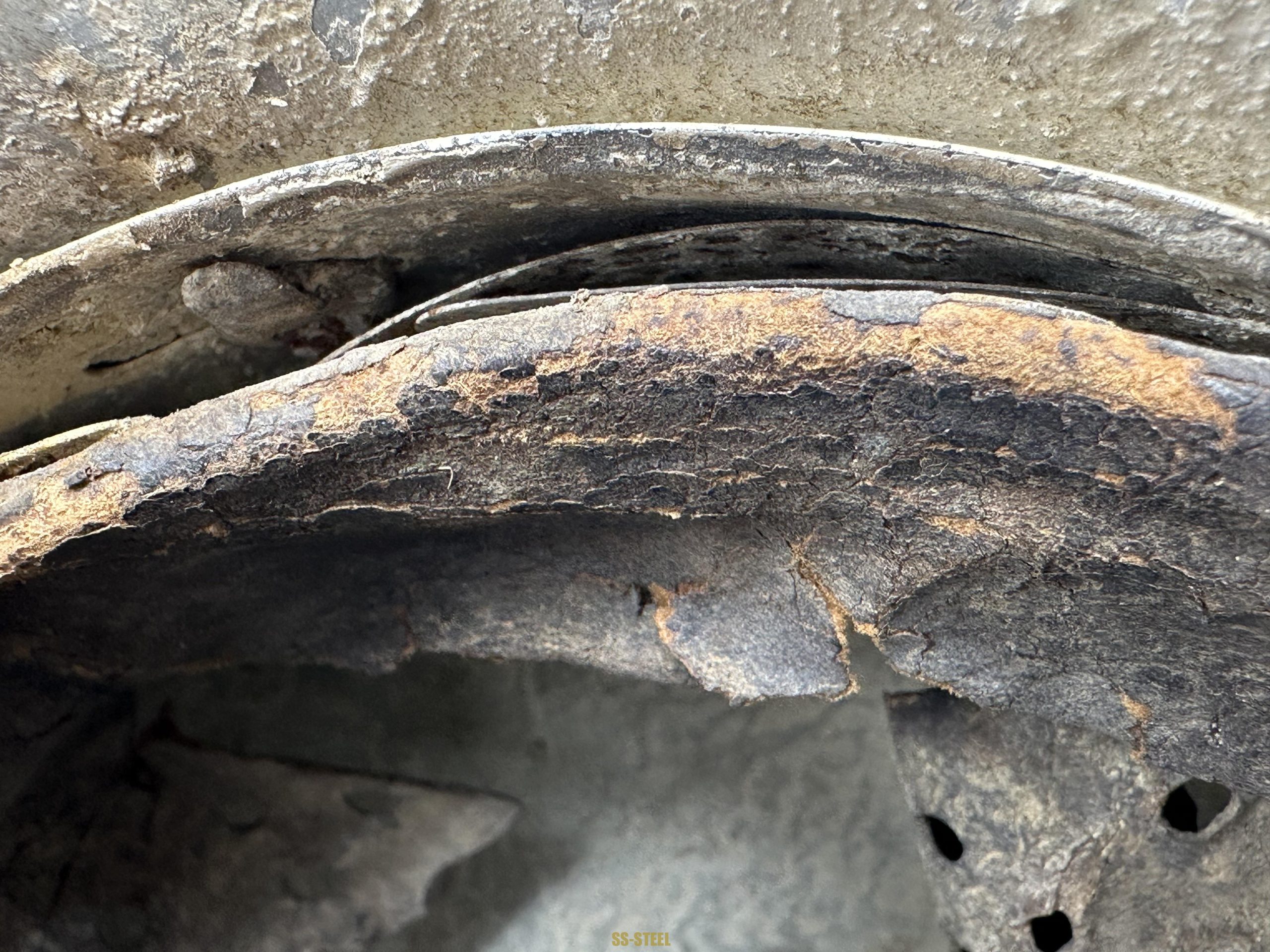 Veteran Art? or Factory / Auxiliary Helmet - Image 12