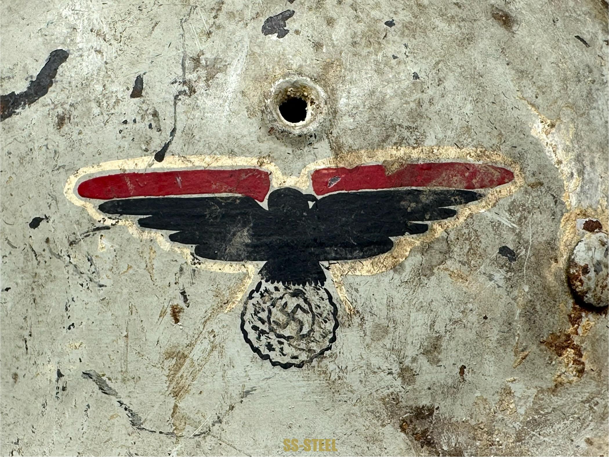 Veteran Art? or Factory / Auxiliary Helmet - Image 18