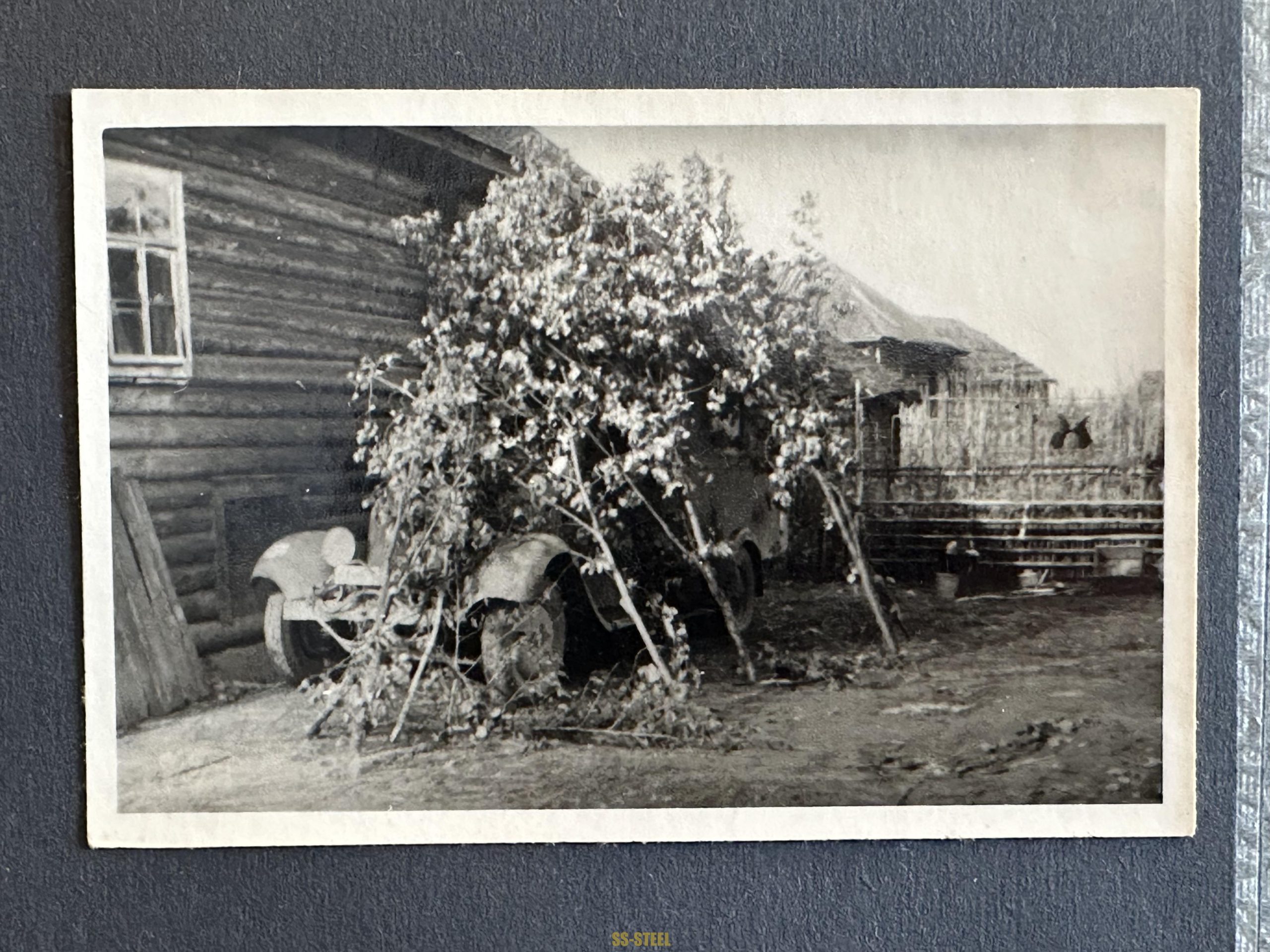 SS Totenkopf Photo Album - Image 26