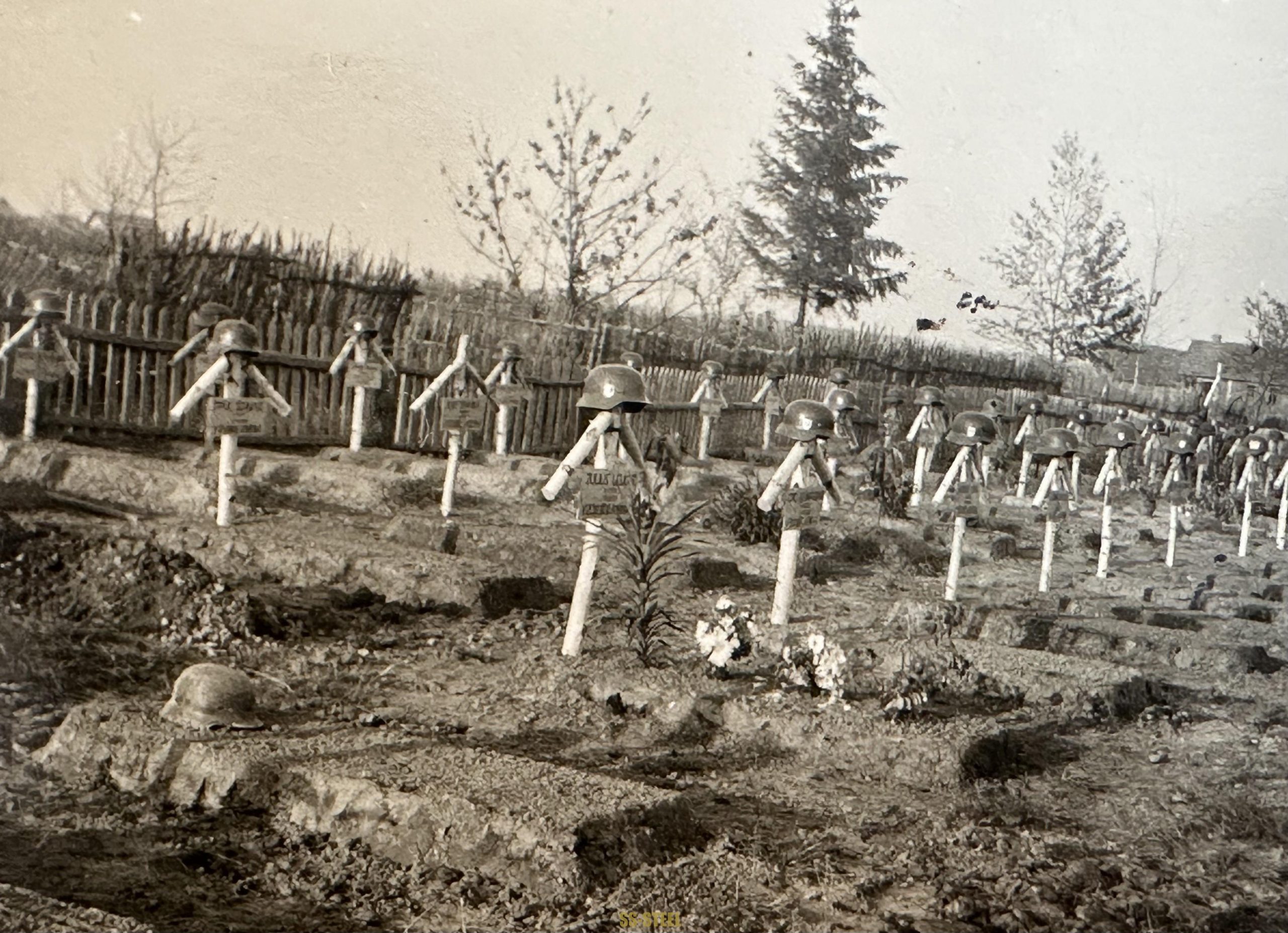 SS Totenkopf Photo Album - Image 29