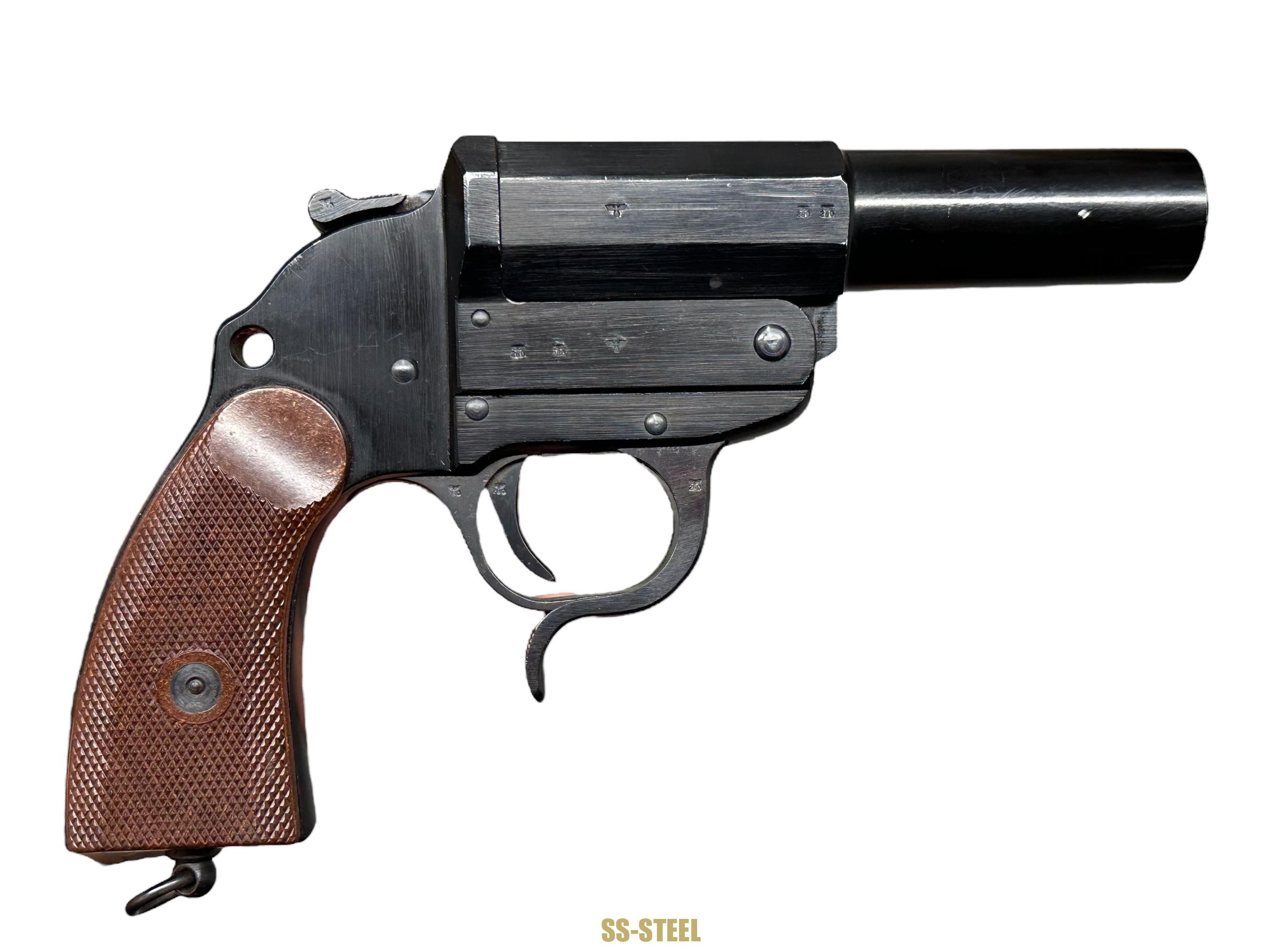 LP34 Leuchtpistole 34 by "ayf 41"