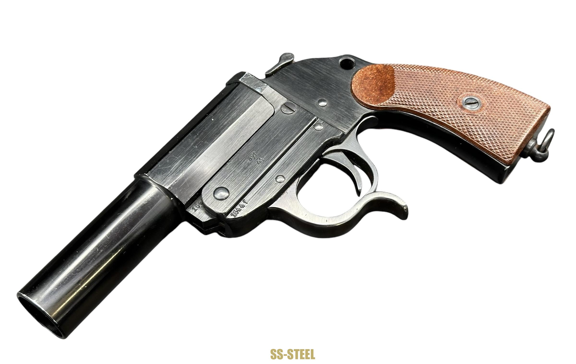 LP34 Leuchtpistole 34 by "ayf 41" - Image 10