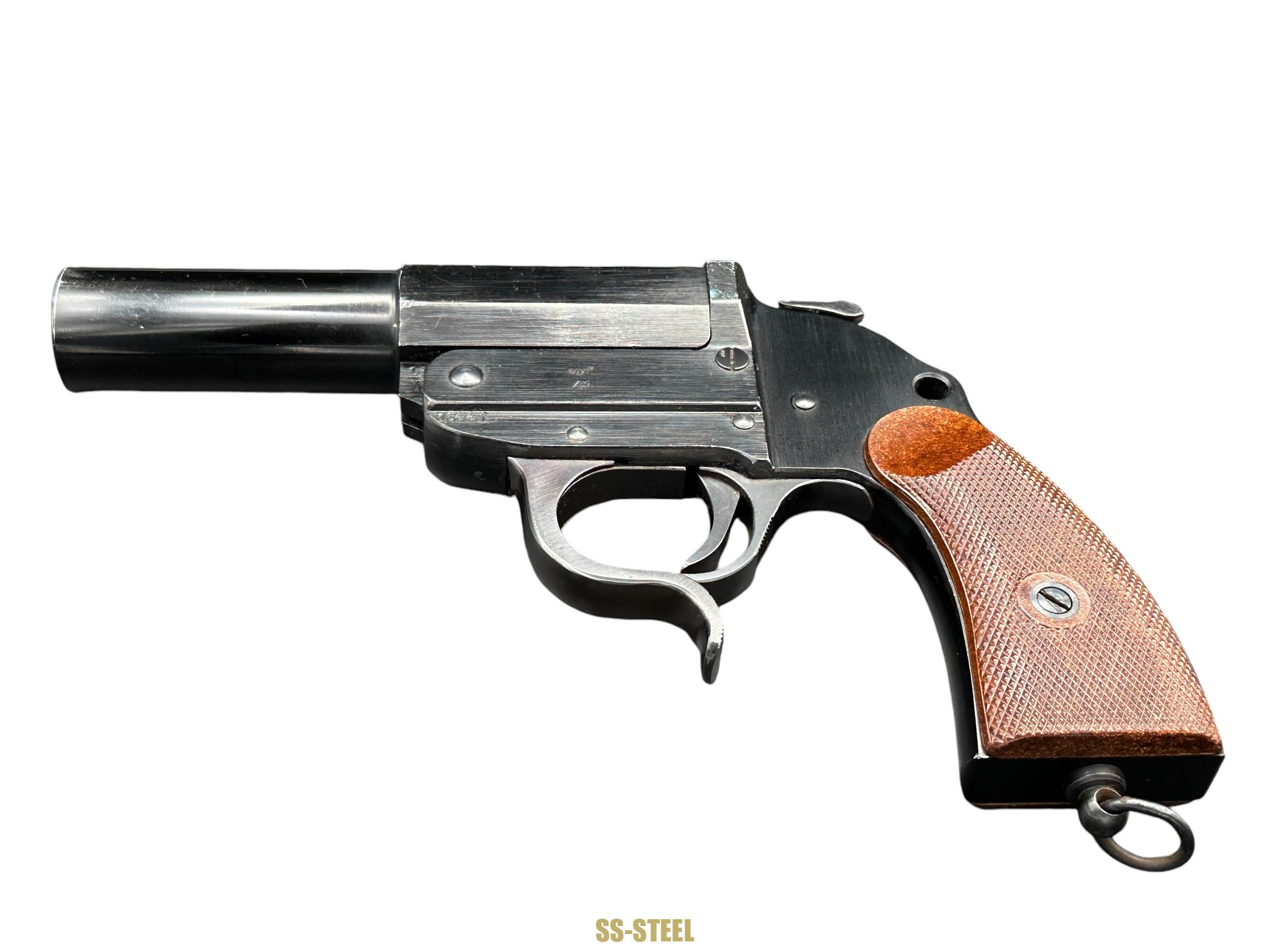 LP34 Leuchtpistole 34 by "ayf 41" - Image 5