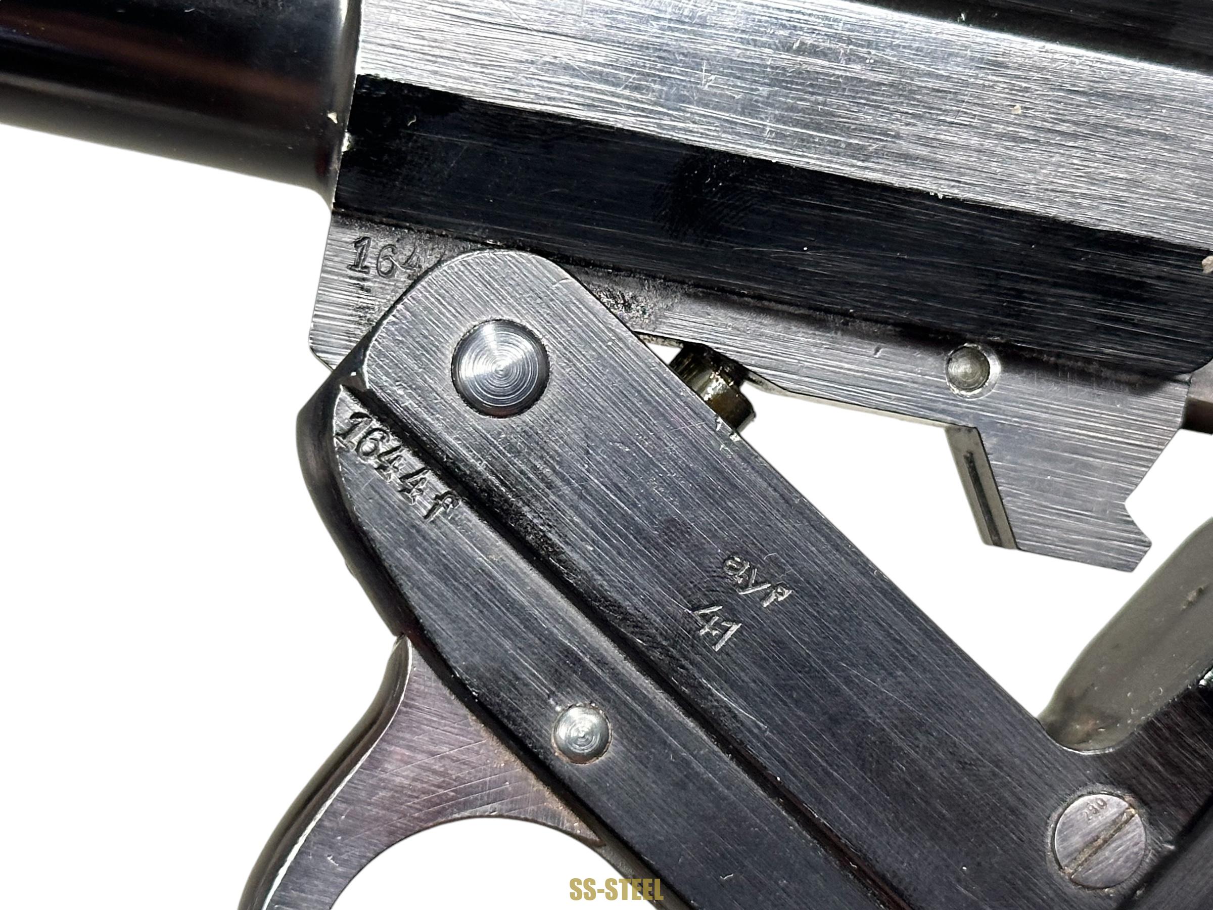 LP34 Leuchtpistole 34 by "ayf 41" - Image 7