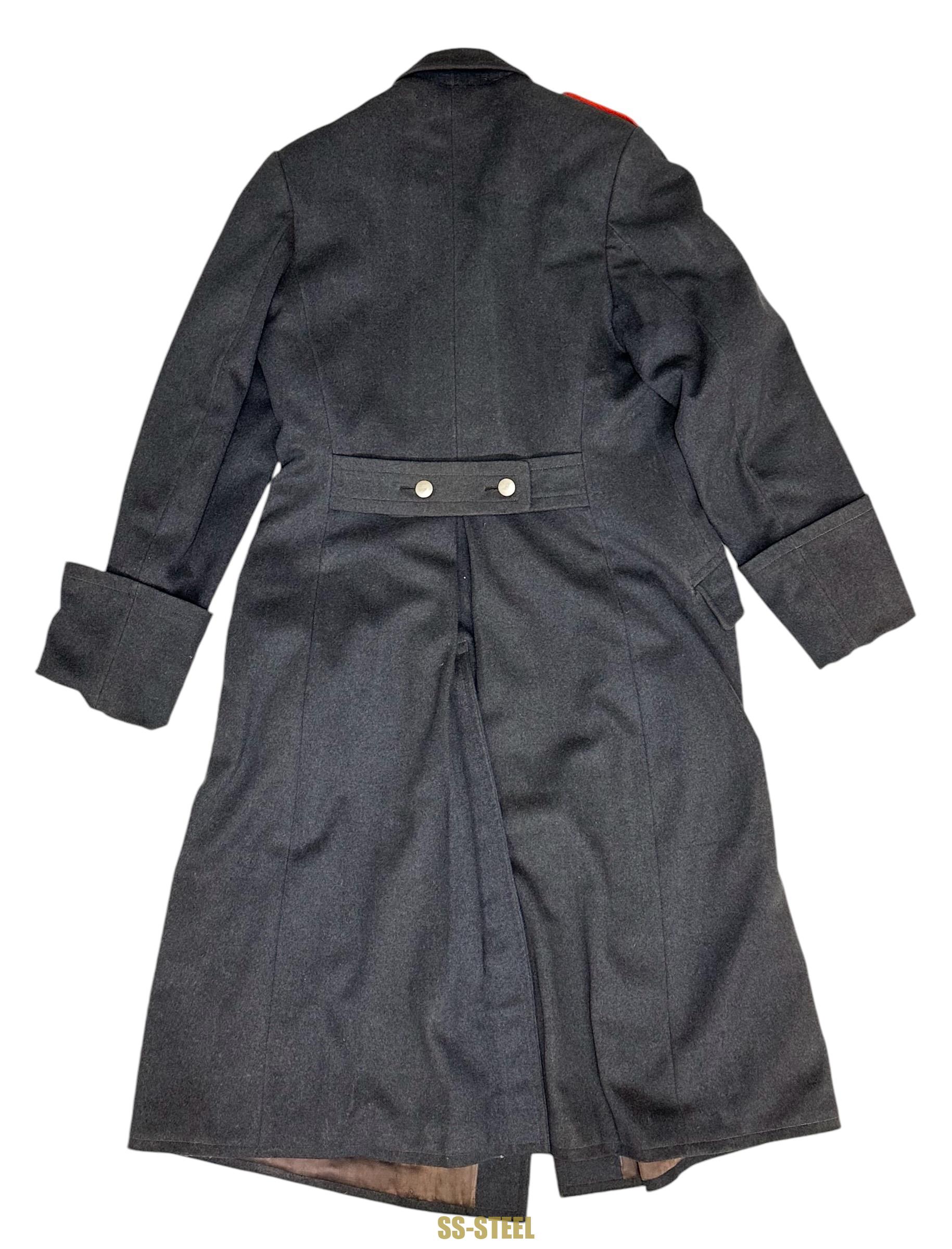 Luftwaffe Flak Officer's Complete Uniform, Veteran / Named - Image 19