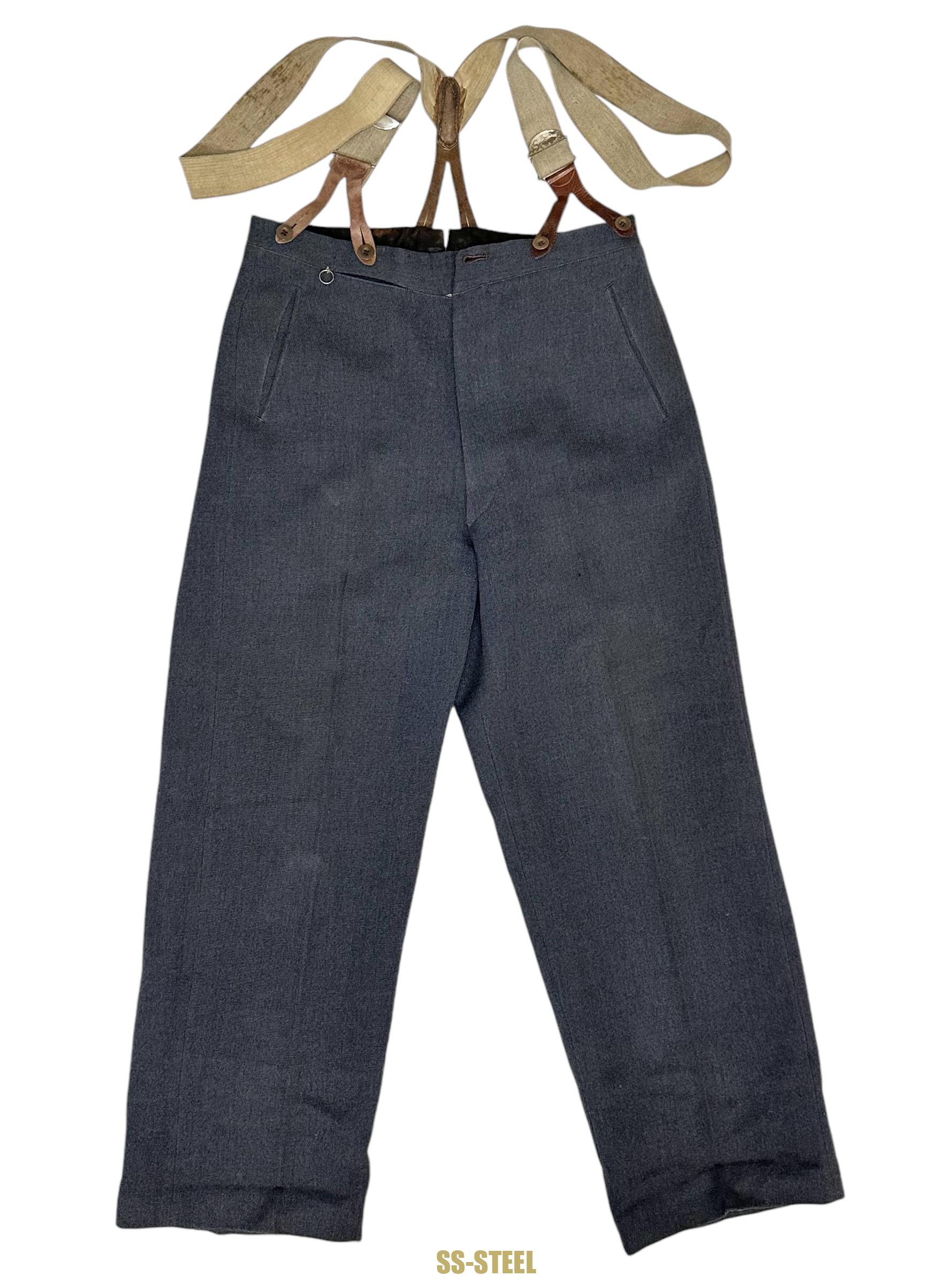 Luftwaffe Flak Officer's Complete Uniform, Veteran / Named - Image 24