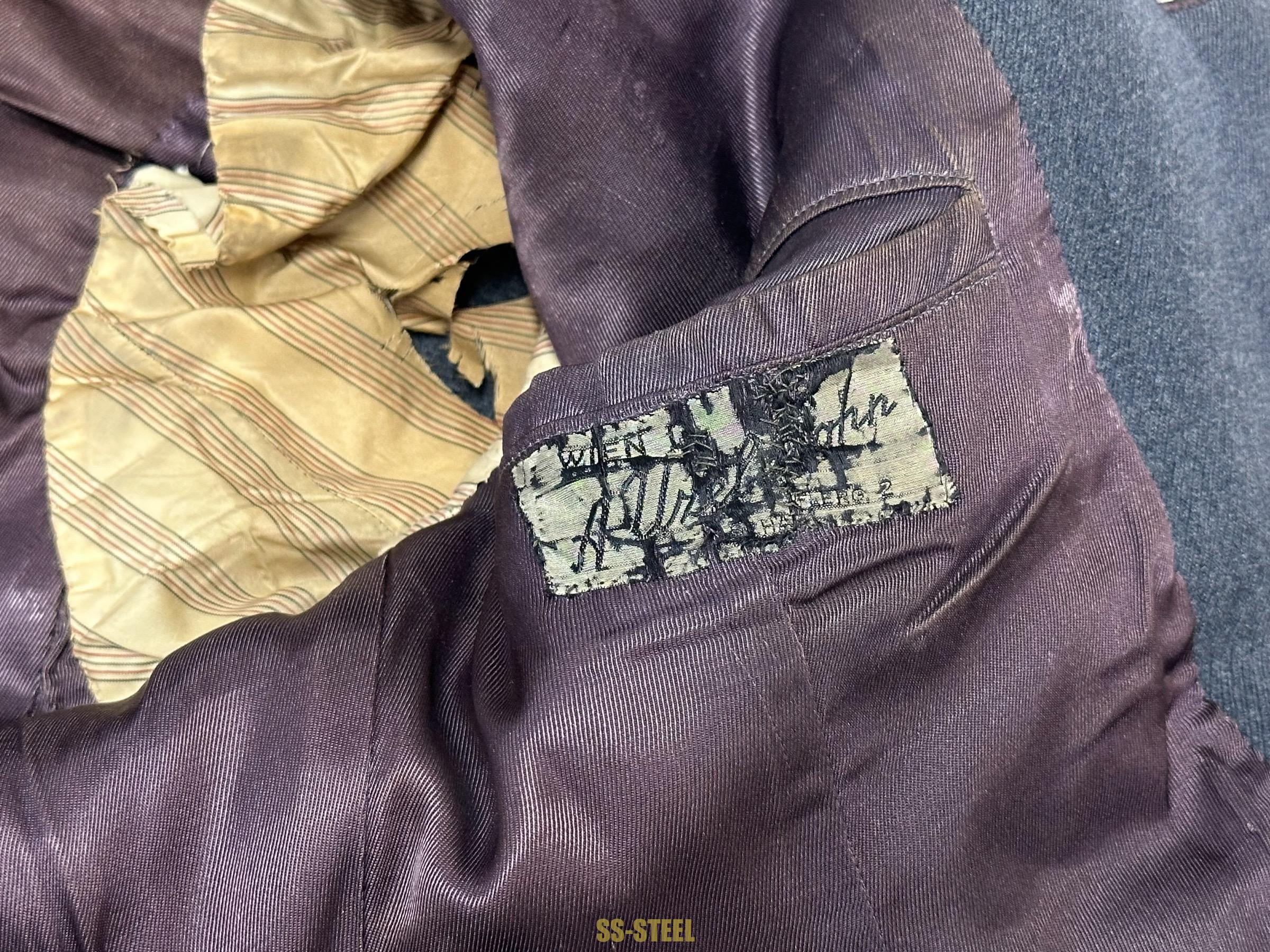 Luftwaffe Flak Officer's Complete Uniform, Veteran / Named - Image 14