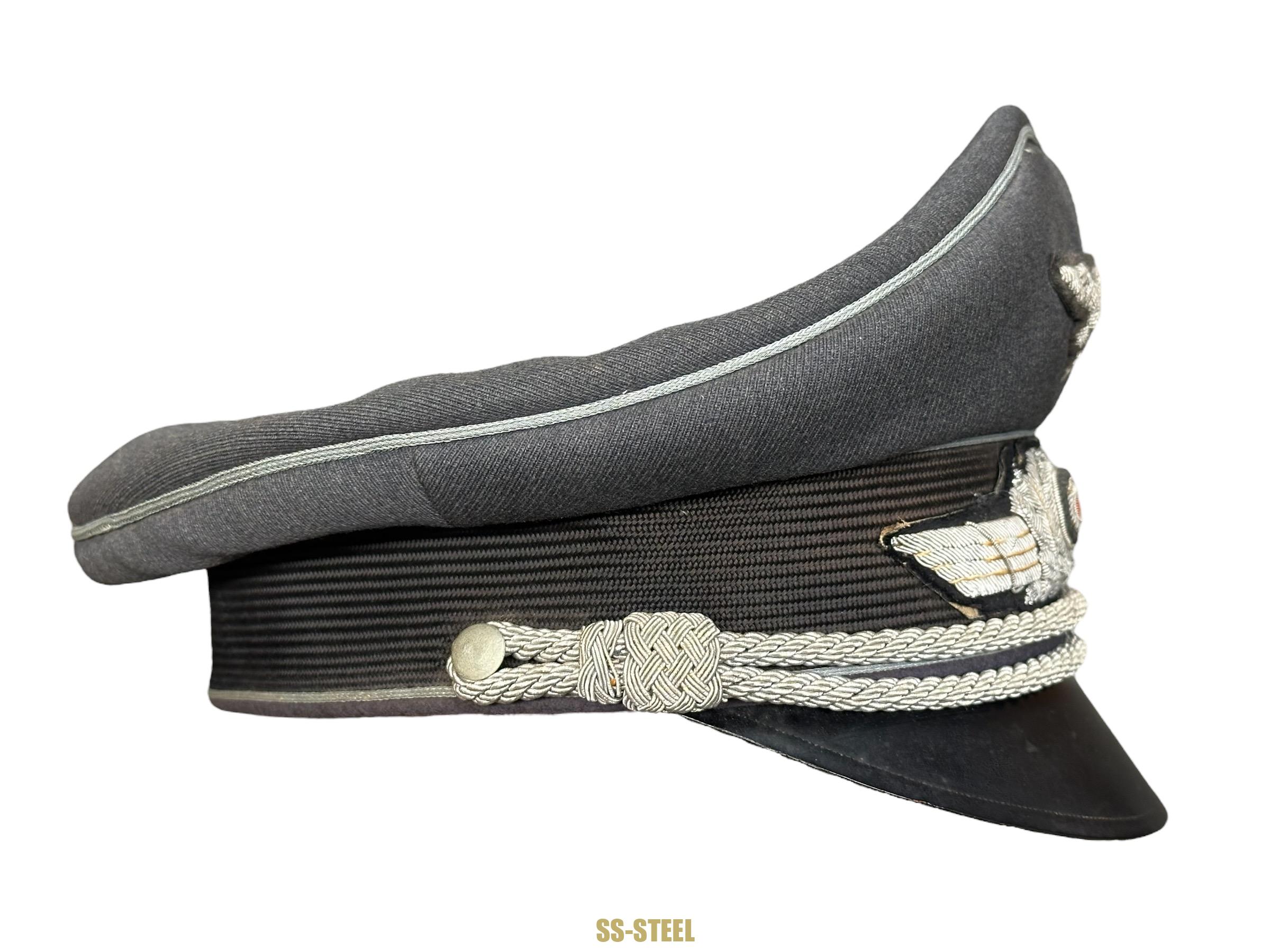 Luftwaffe Flak Officer's Complete Uniform, Veteran / Named - Image 34