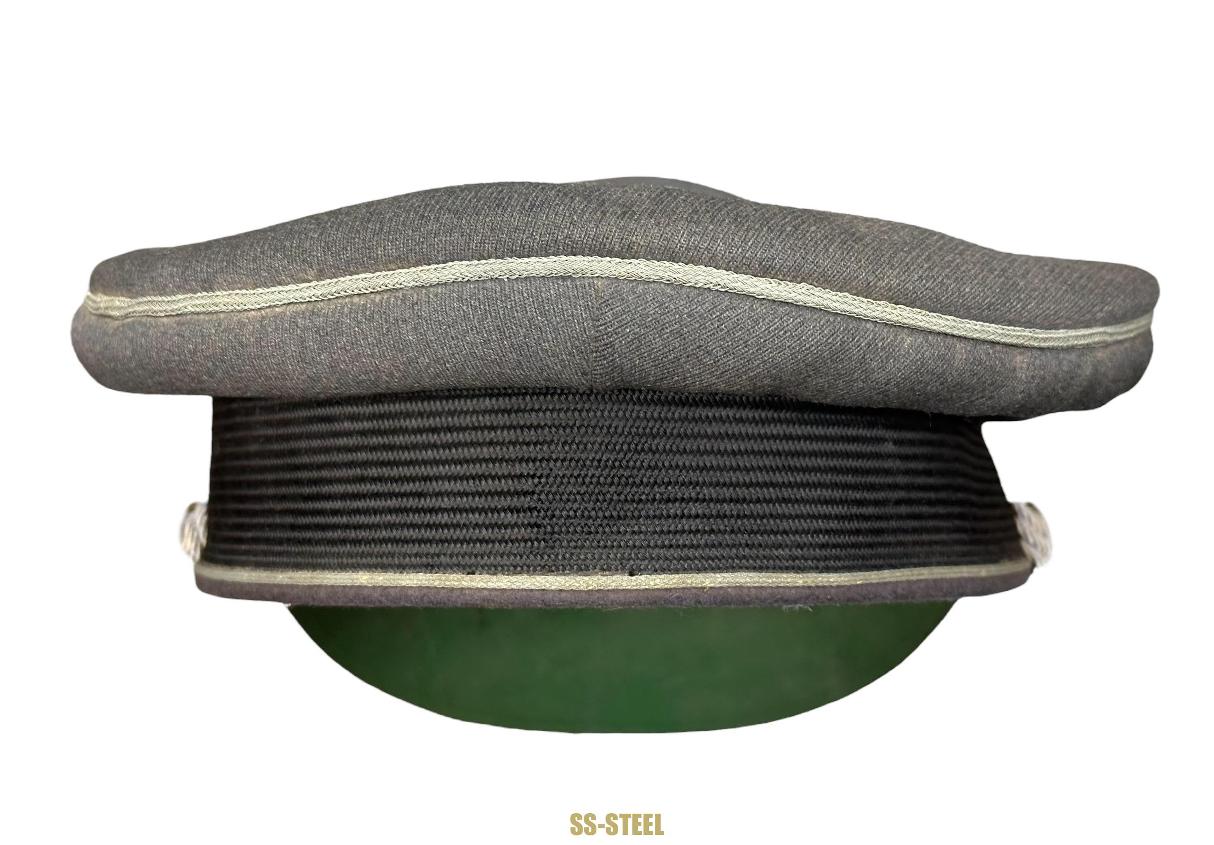 Luftwaffe Flak Officer's Complete Uniform, Veteran / Named - Image 35