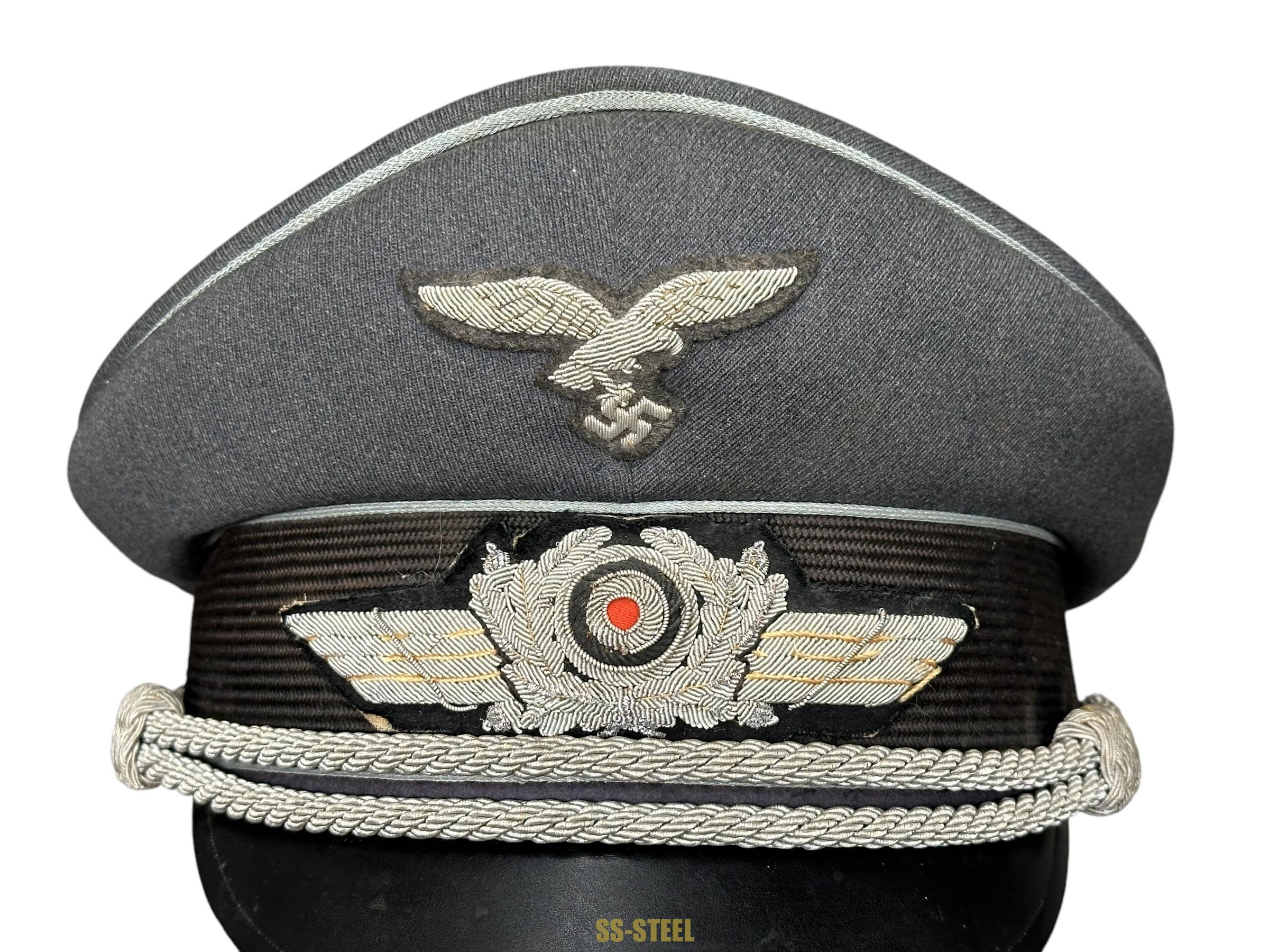 Luftwaffe Flak Officer's Complete Uniform, Veteran / Named - Image 41