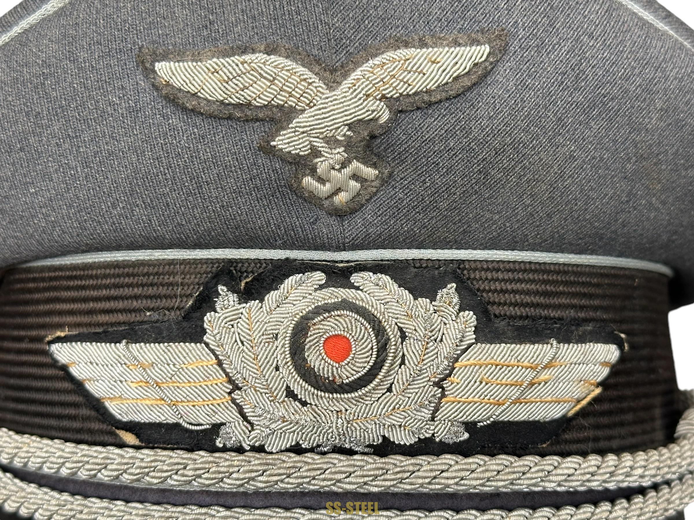 Luftwaffe Flak Officer's Complete Uniform, Veteran / Named - Image 42
