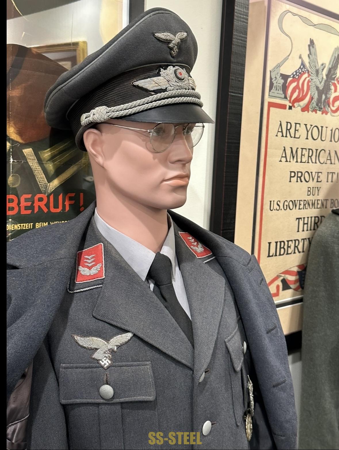 Luftwaffe Flak Officer's Complete Uniform, Veteran / Named - Image 43