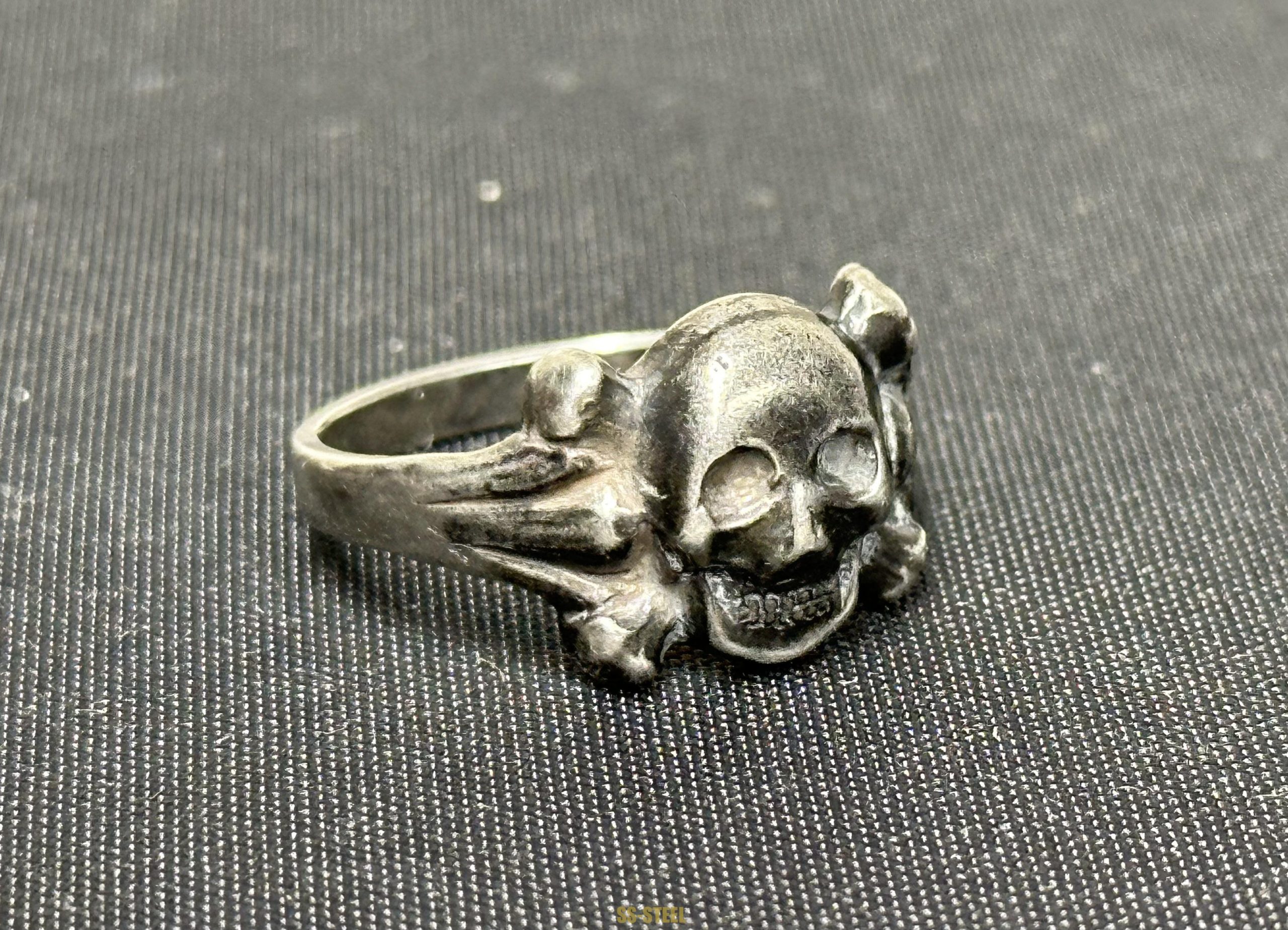 Skull TK Canteen SS Ring - Image 3