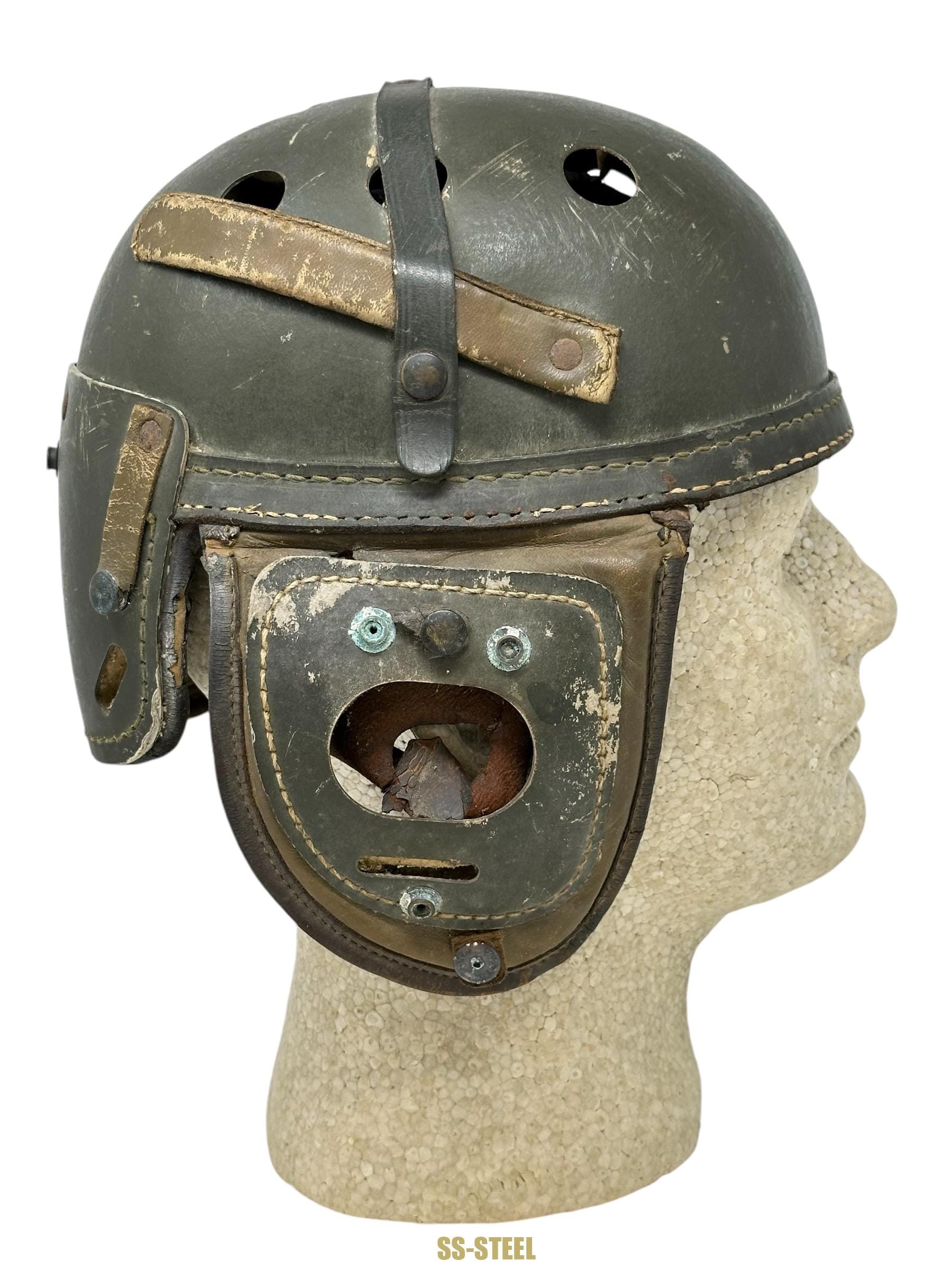 (G.B.) WWII US Tank Helmet w/ Vet Painted Sea Bag - Image 5