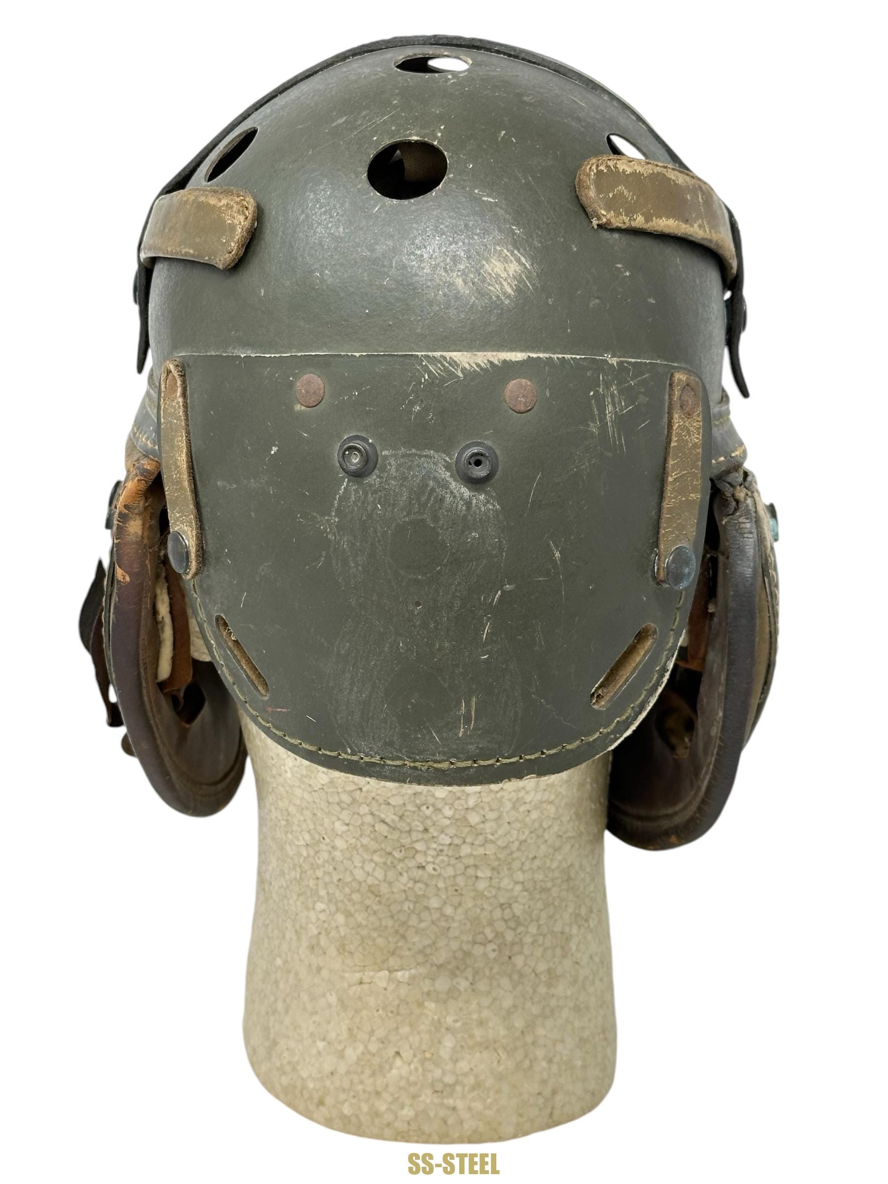 (G.B.) WWII US Tank Helmet w/ Vet Painted Sea Bag - Image 8
