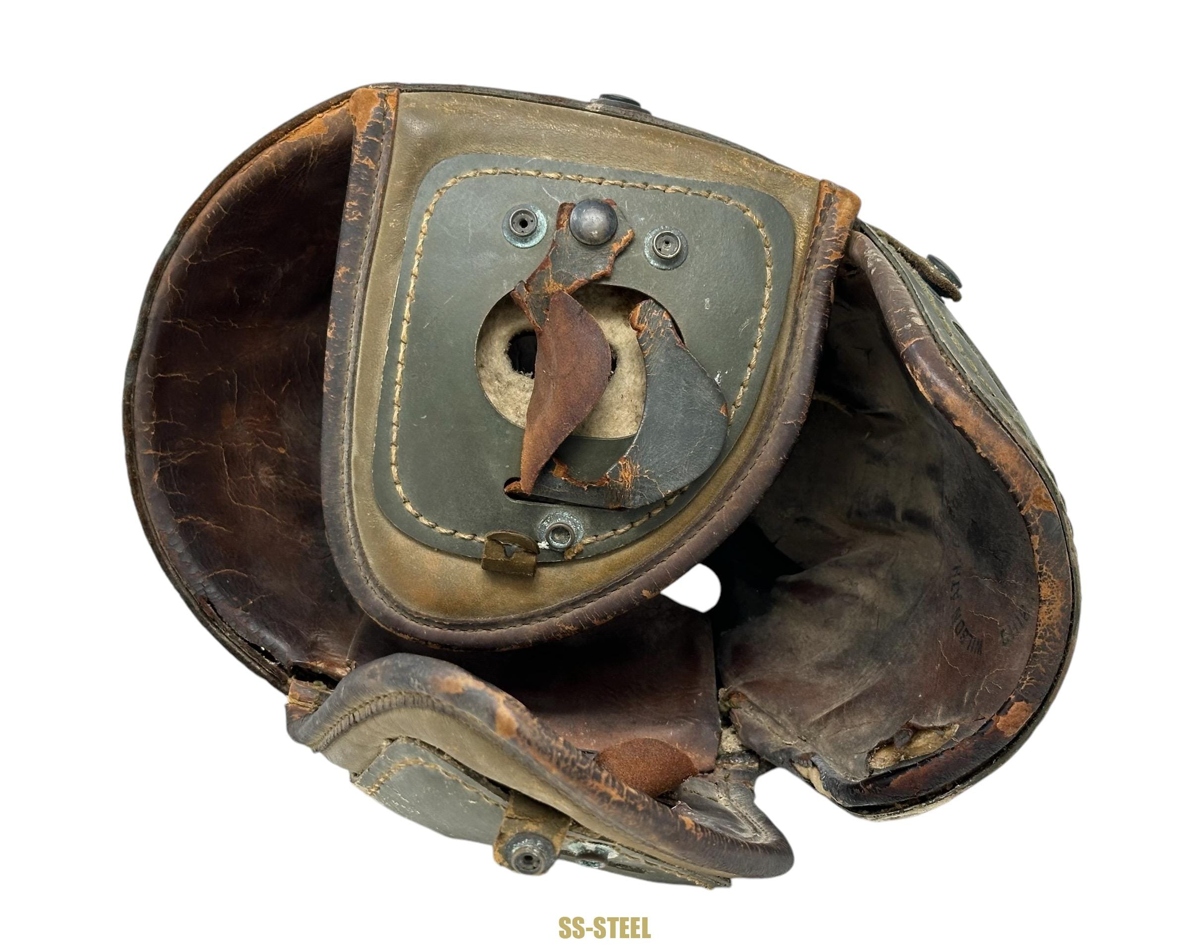 (G.B.) WWII US Tank Helmet w/ Vet Painted Sea Bag - Image 11