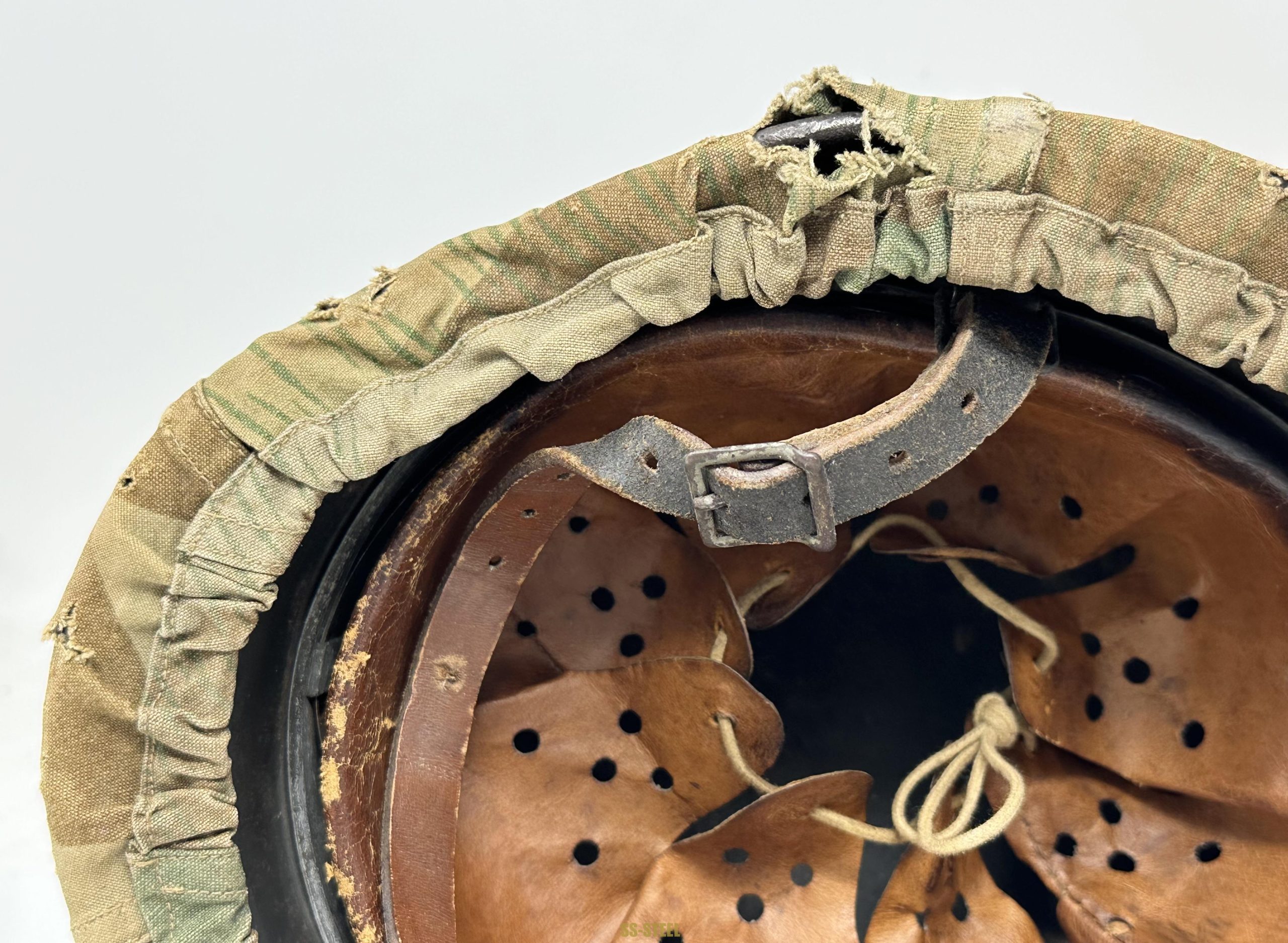 Splinter Camo Cover w/ Single Decal Heer Helmet - Image 11