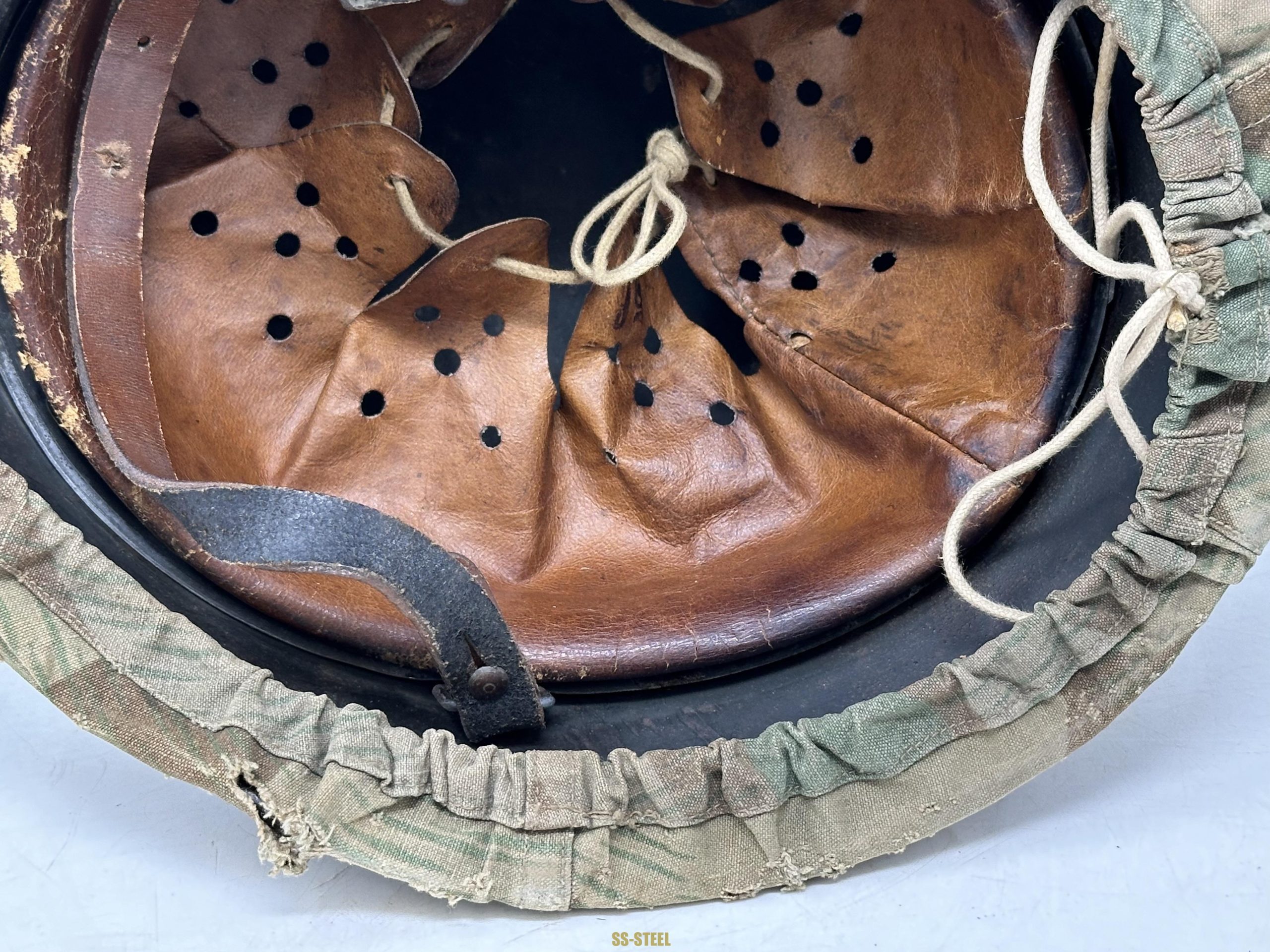 Splinter Camo Cover w/ Single Decal Heer Helmet - Image 12