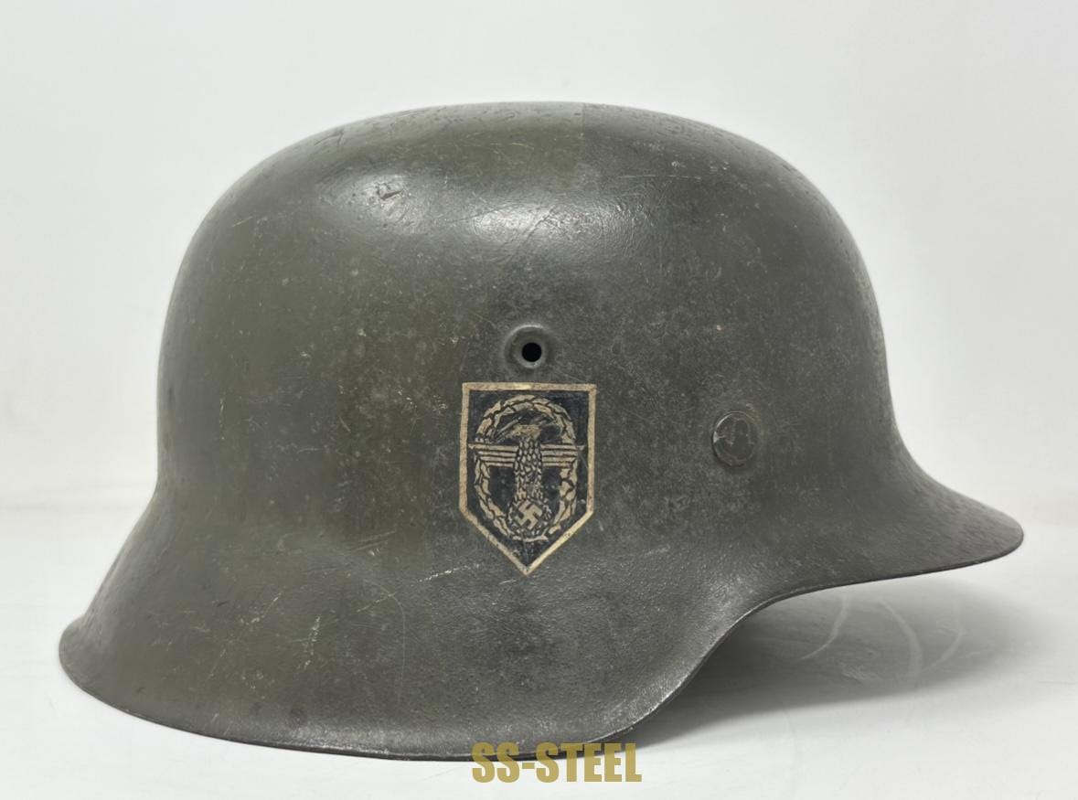 (E.w.)Highly Unusual and Rare, Camo M42 Foreign Polizei Helmet - Image 2
