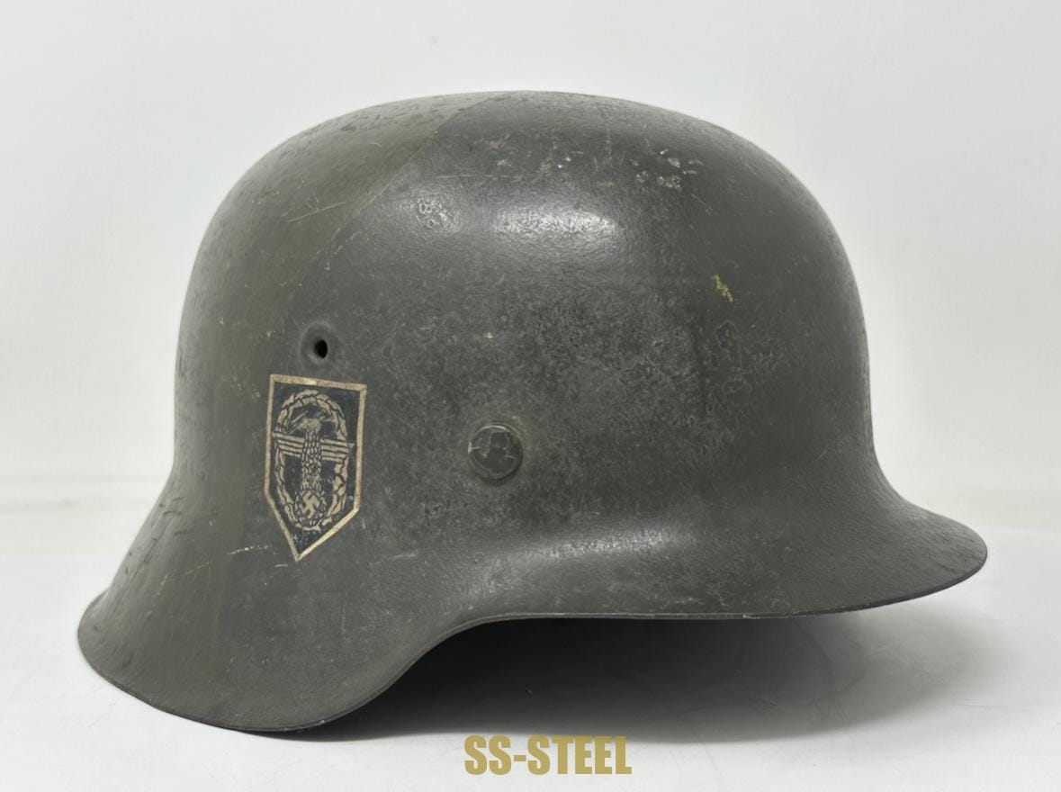 (E.w.)Highly Unusual and Rare, Camo M42 Foreign Polizei Helmet - Image 3
