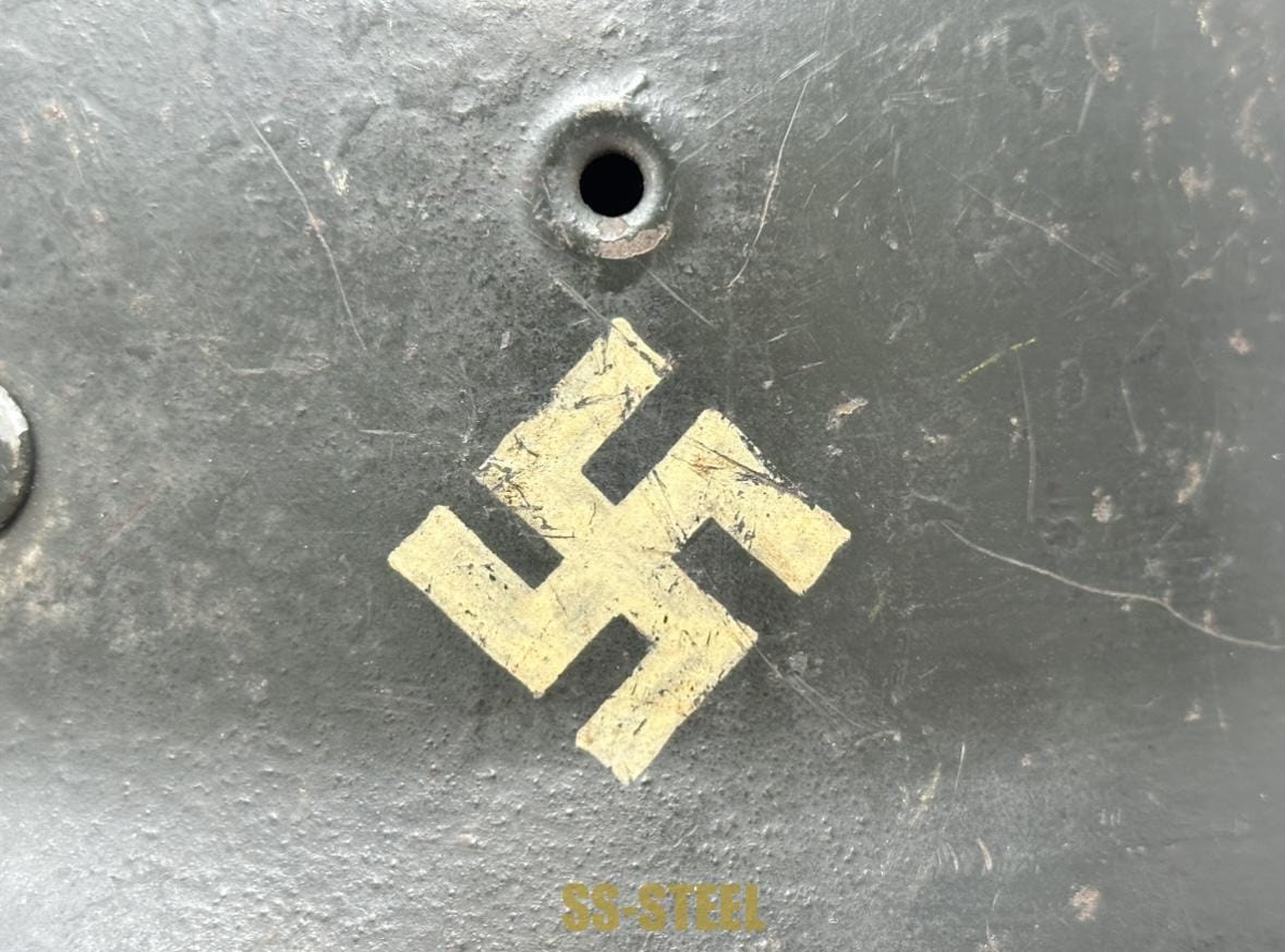 (E.w.)Highly Unusual and Rare, Camo M42 Foreign Polizei Helmet - Image 16