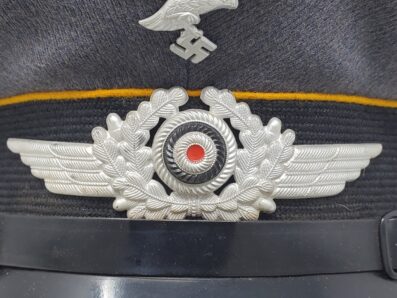 Sharp Hermann Göring Fallschirmjäger NCO visor, Named and Unit Marked - Image 6