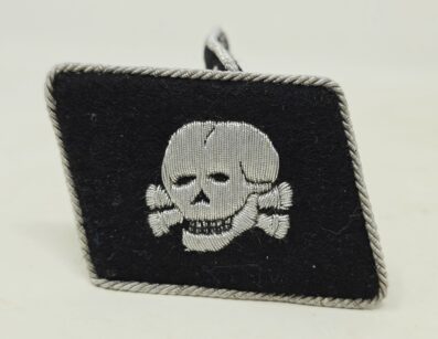 SS-TV Hauptsturmführer Collar Tabs - Image 3