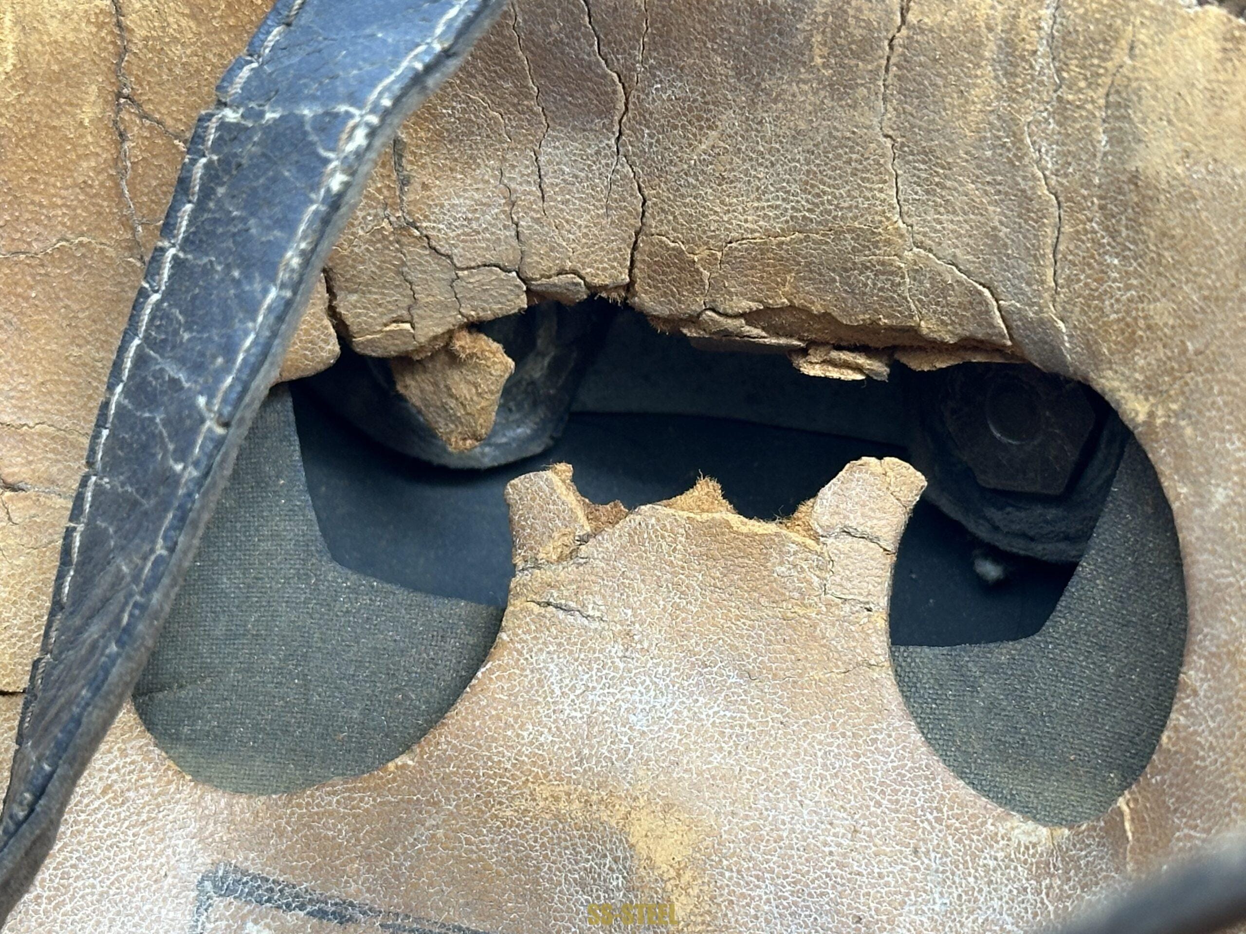 FJ Paratrooper No Decal Helmet - Image 18